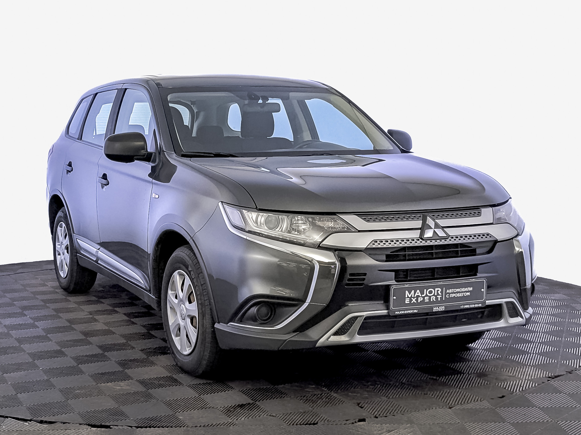 MITSUBISHI Outlander 2.00 (146 л.с), автомат, 2019, пробег 123 571 км