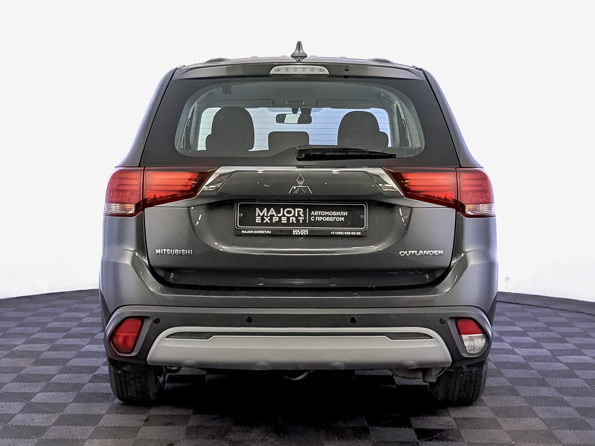 MITSUBISHI Outlander 2.00 (146 л.с), автомат, 2019, пробег 123 571 км