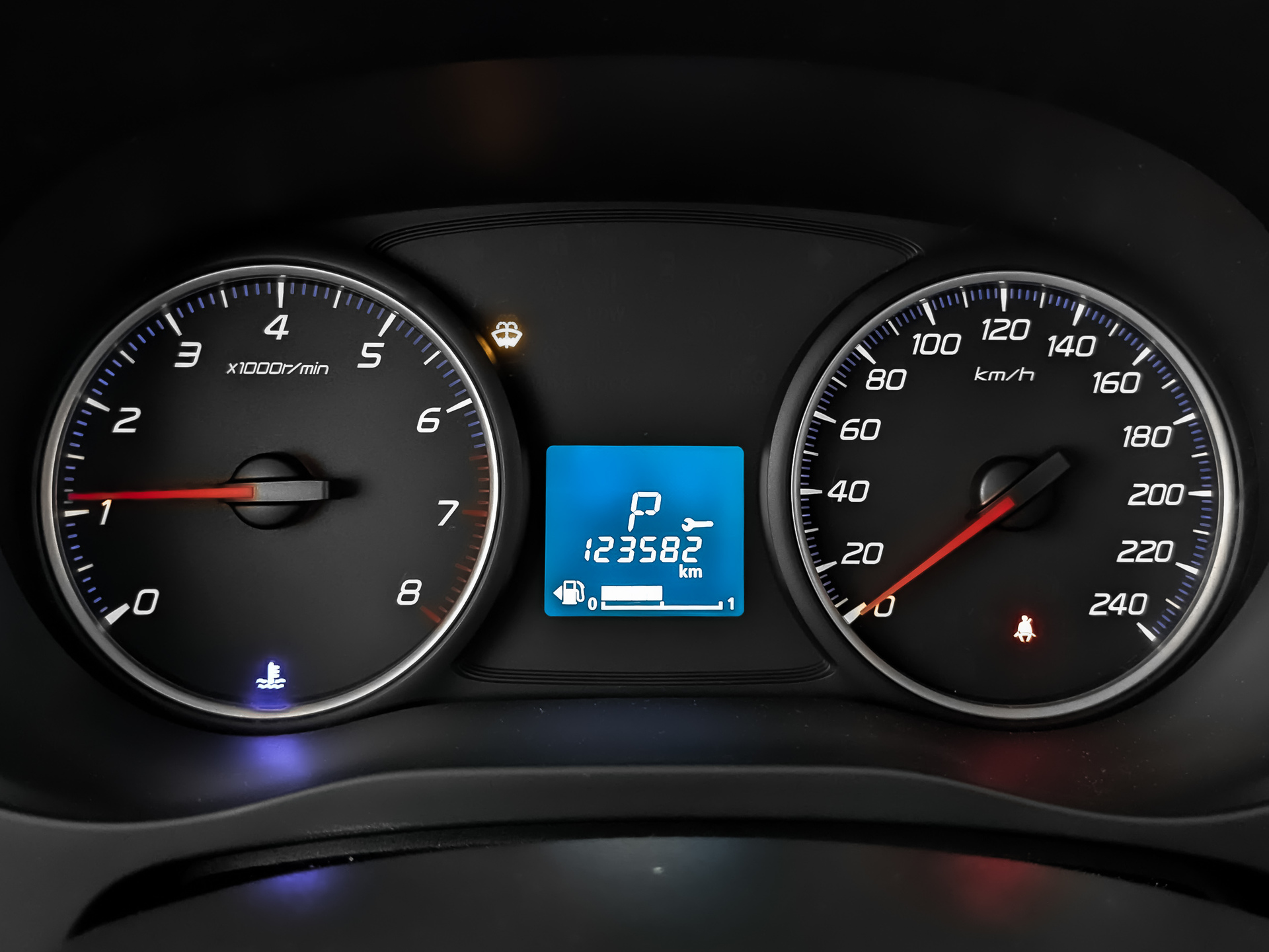 MITSUBISHI Outlander 2.00 (146 л.с), автомат, 2019, пробег 123 571 км