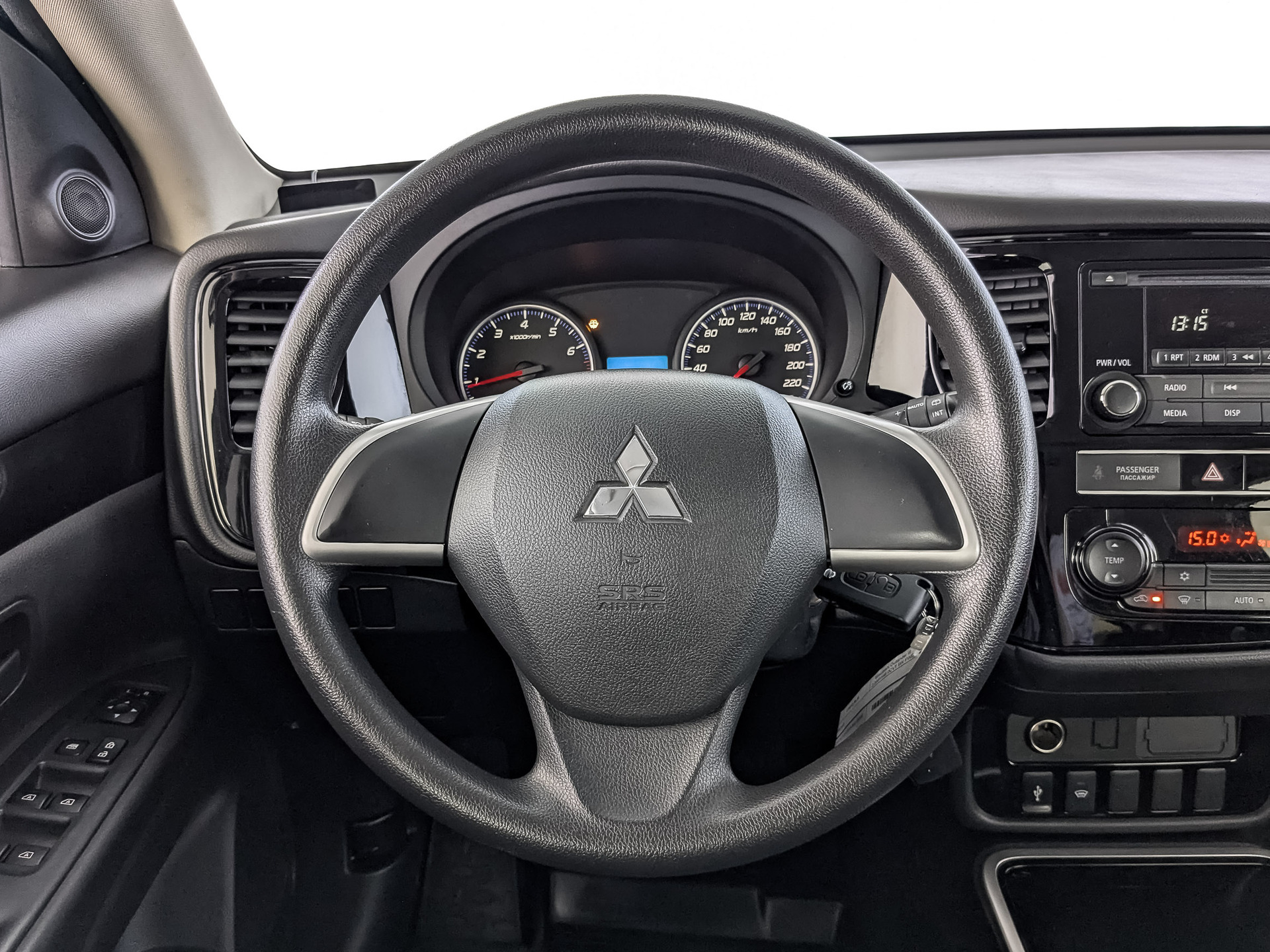 MITSUBISHI Outlander 2.00 (146 л.с), автомат, 2019, пробег 123 571 км