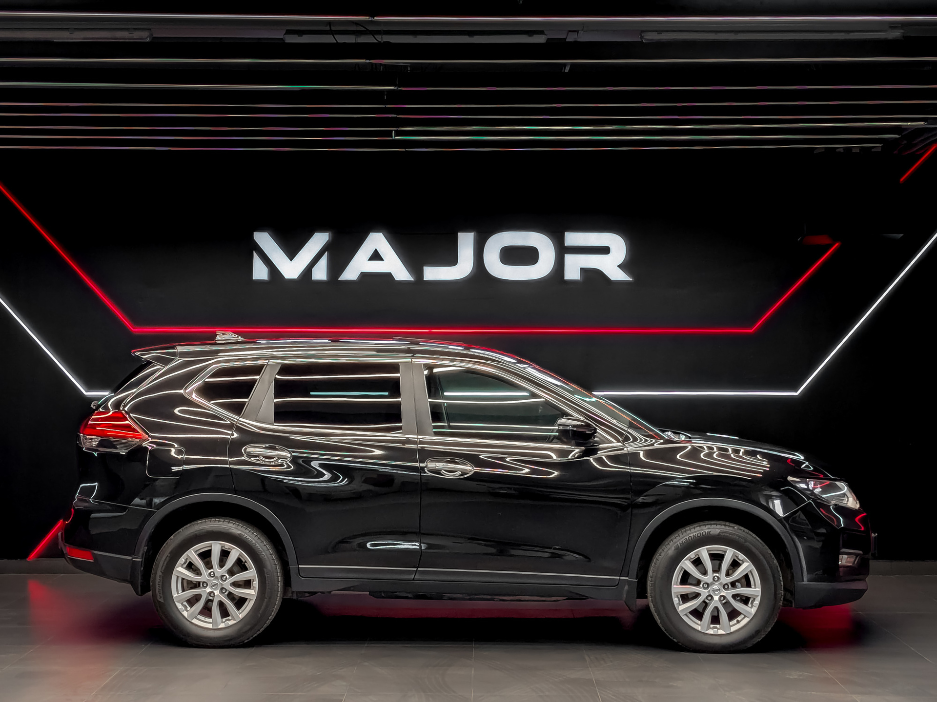 NISSAN X-Trail 2.00 (144 л.с), автомат, 2019, пробег 203 116 км