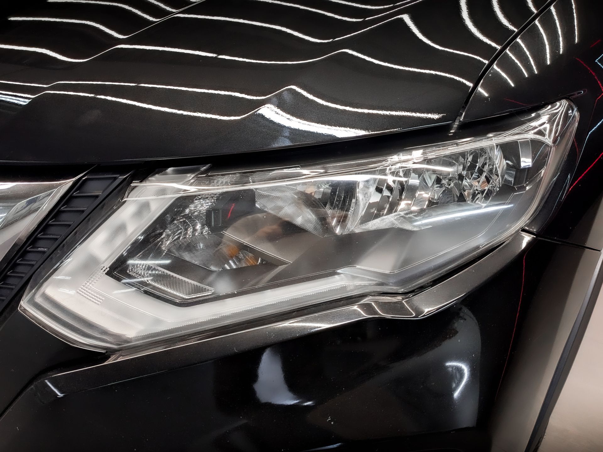 NISSAN X-Trail 2.00 (144 л.с), автомат, 2019, пробег 203 116 км