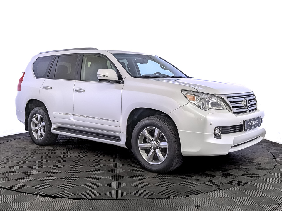 Lexus GX II
