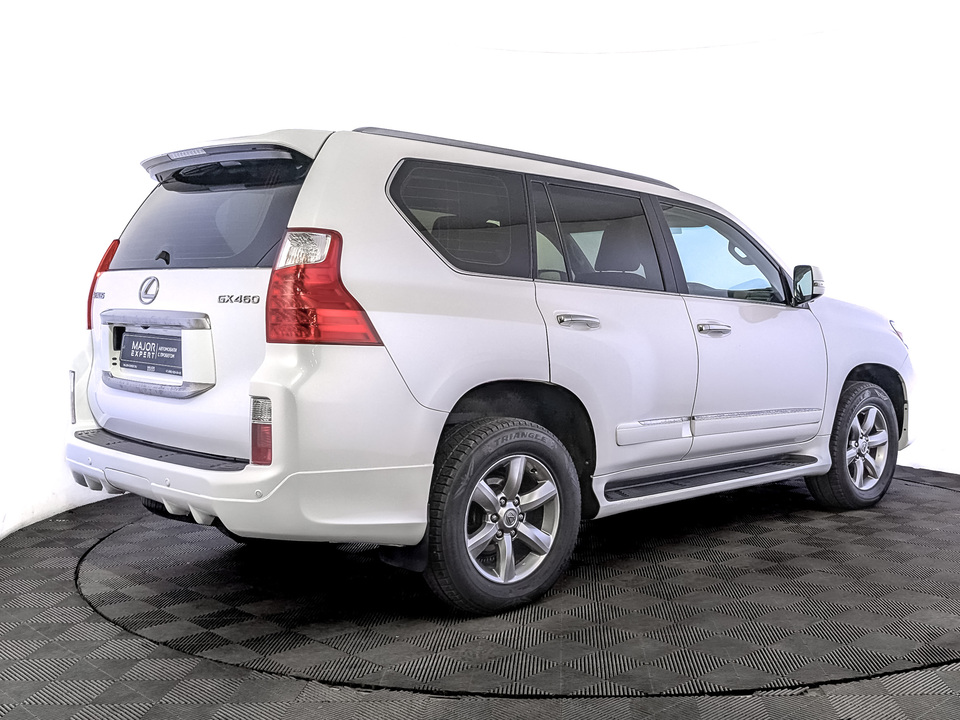 Lexus GX II