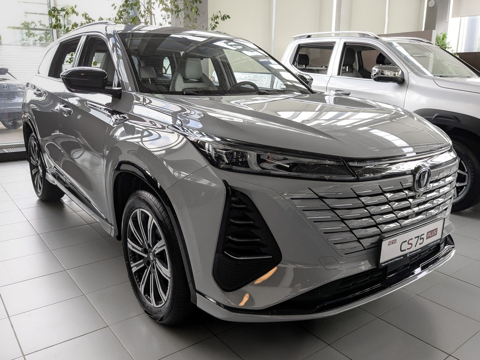 Changan CS75 Plus III Комфорт 1.5T/188 8AT Передний привод