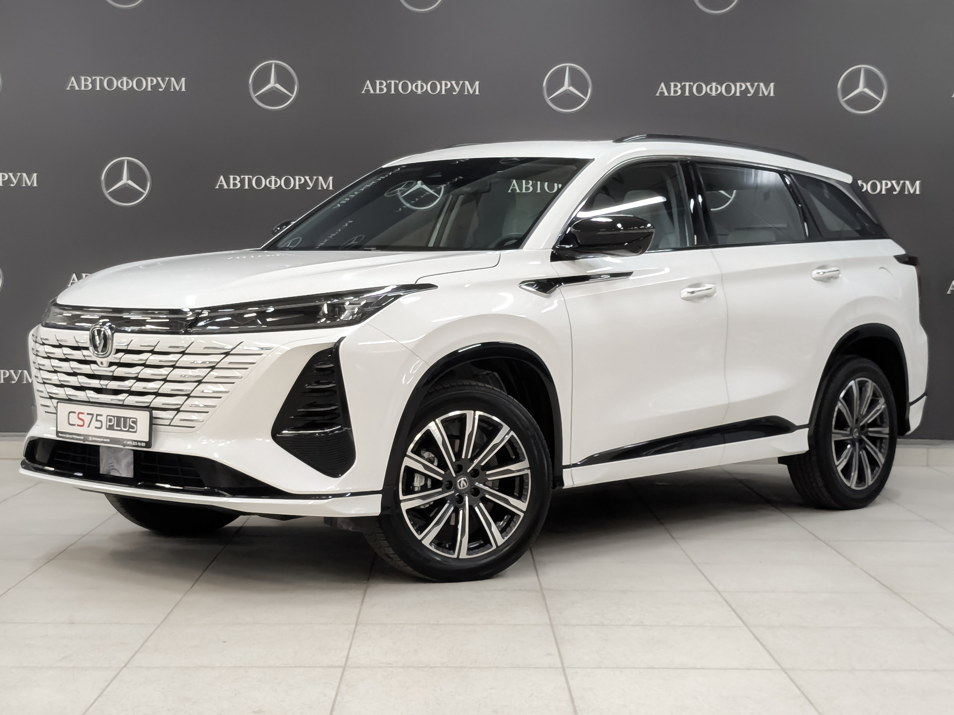 Фото Changan CS75 Plus III Техно 2.0T/233 8AT Передний привод