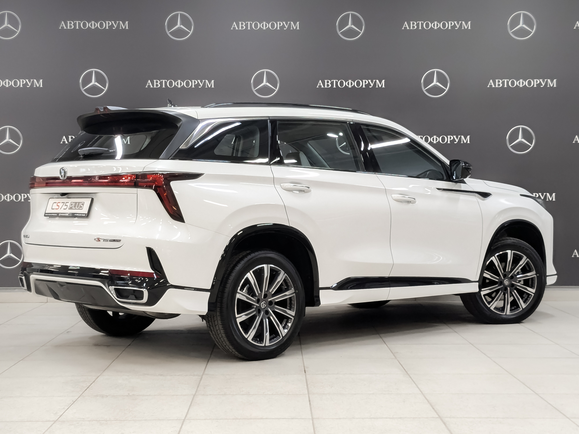 Фото Changan CS75 Plus III Техно 2.0T/233 8AT Передний привод
