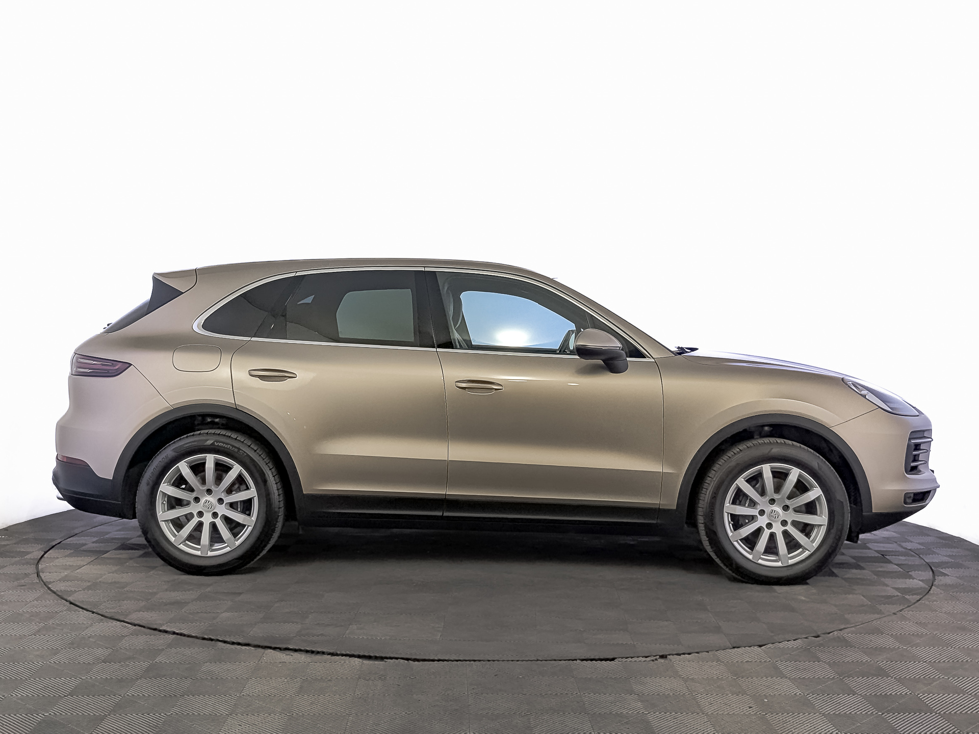 PORSCHE Cayenne 3.00 (340 л.с), автомат, 2019, пробег 123 838 км