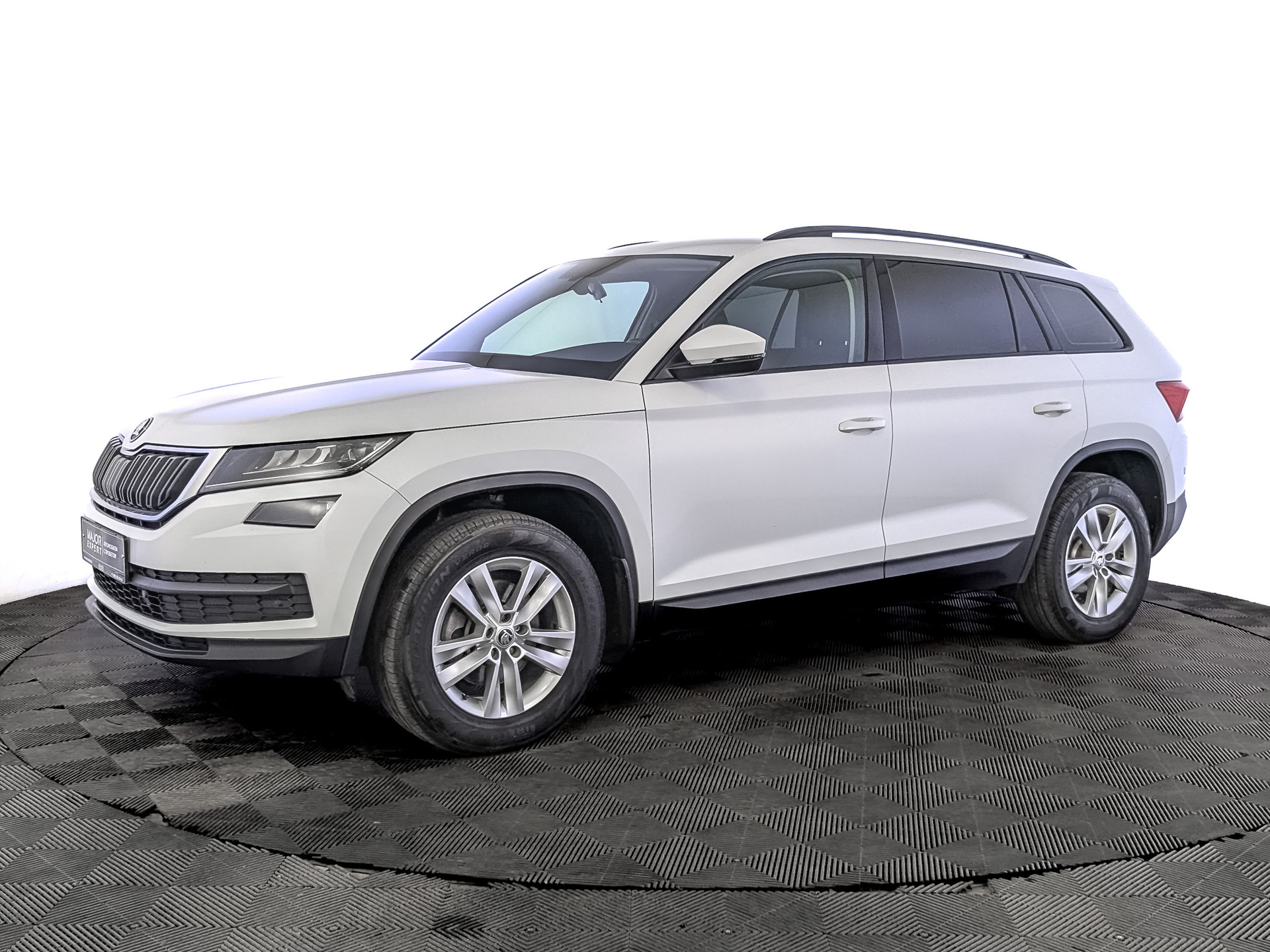 SKODA Kodiaq 1.40 (150 л.с), автомат, 2021, пробег 134 985 км