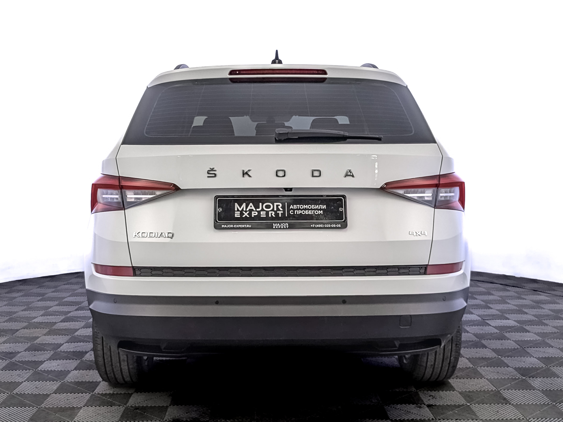 SKODA Kodiaq 1.40 (150 л.с), автомат, 2021, пробег 134 985 км