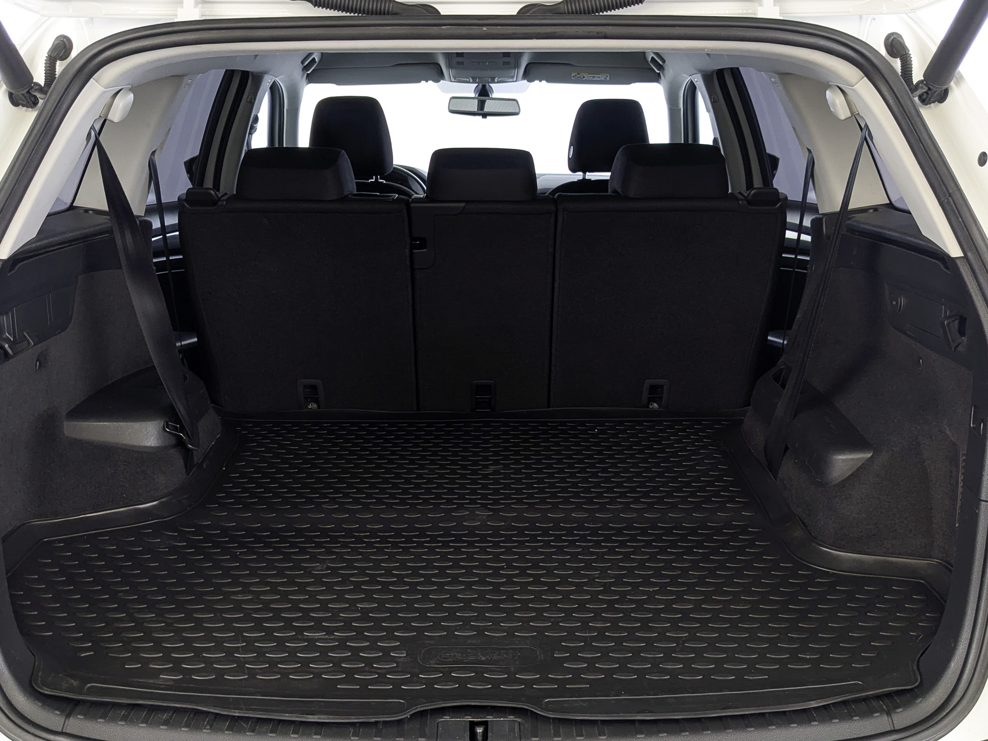 SKODA Kodiaq 1.40 (150 л.с), автомат, 2021, пробег 134 985 км