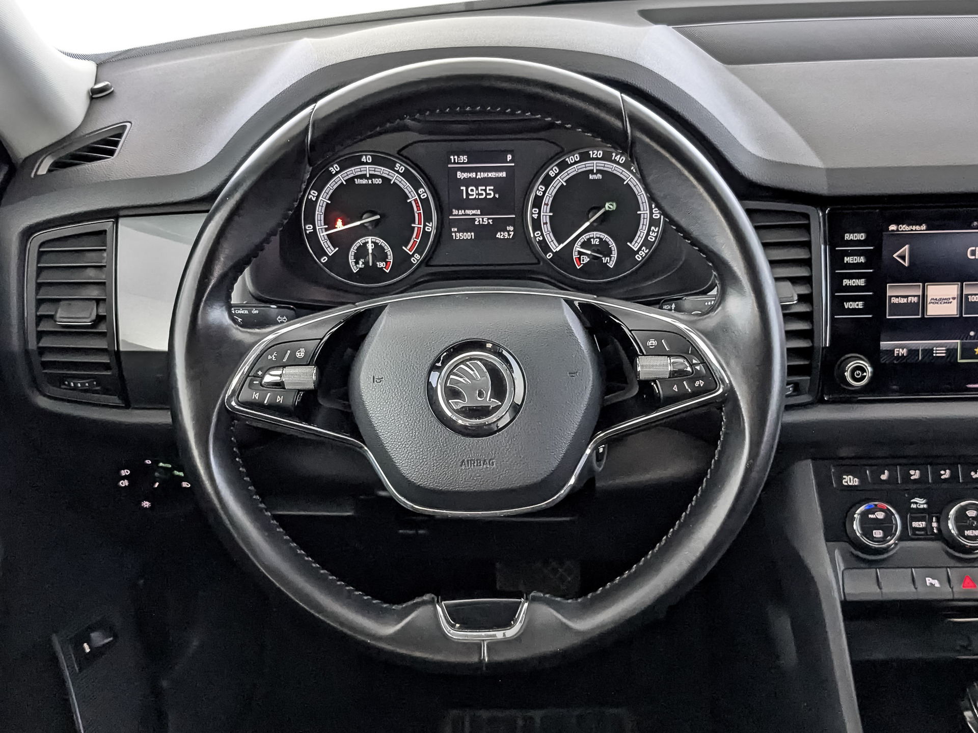 SKODA Kodiaq 1.40 (150 л.с), автомат, 2021, пробег 134 985 км