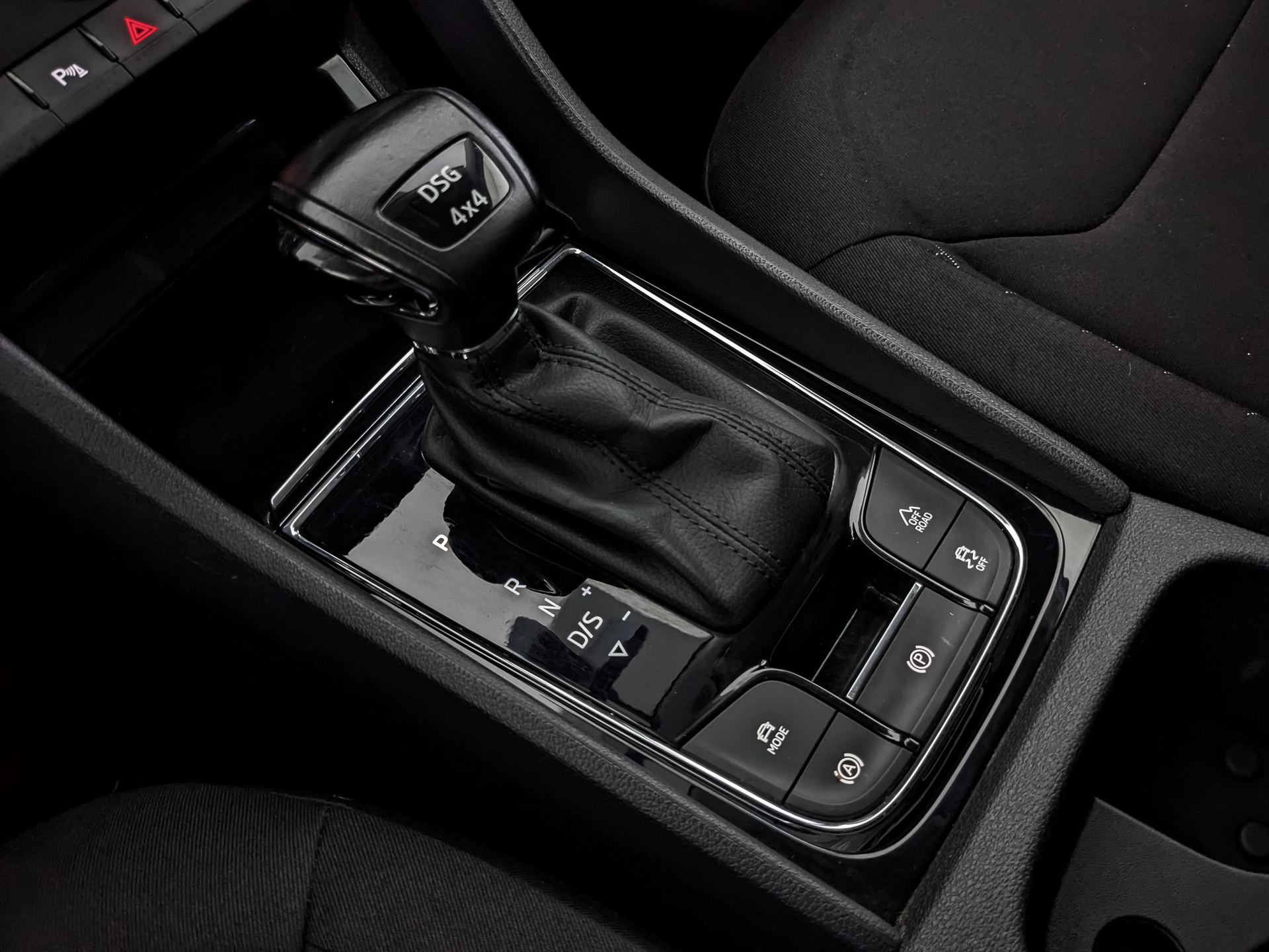 SKODA Kodiaq 1.40 (150 л.с), автомат, 2021, пробег 134 985 км