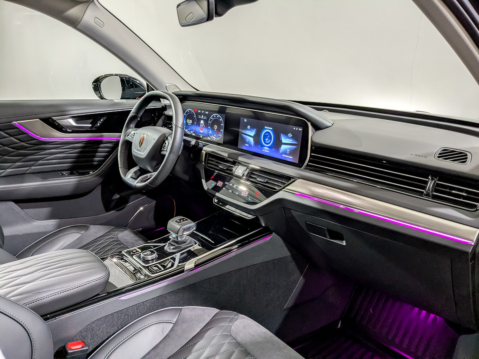 Фото Hongqi HS5 с пробегом 3605 км