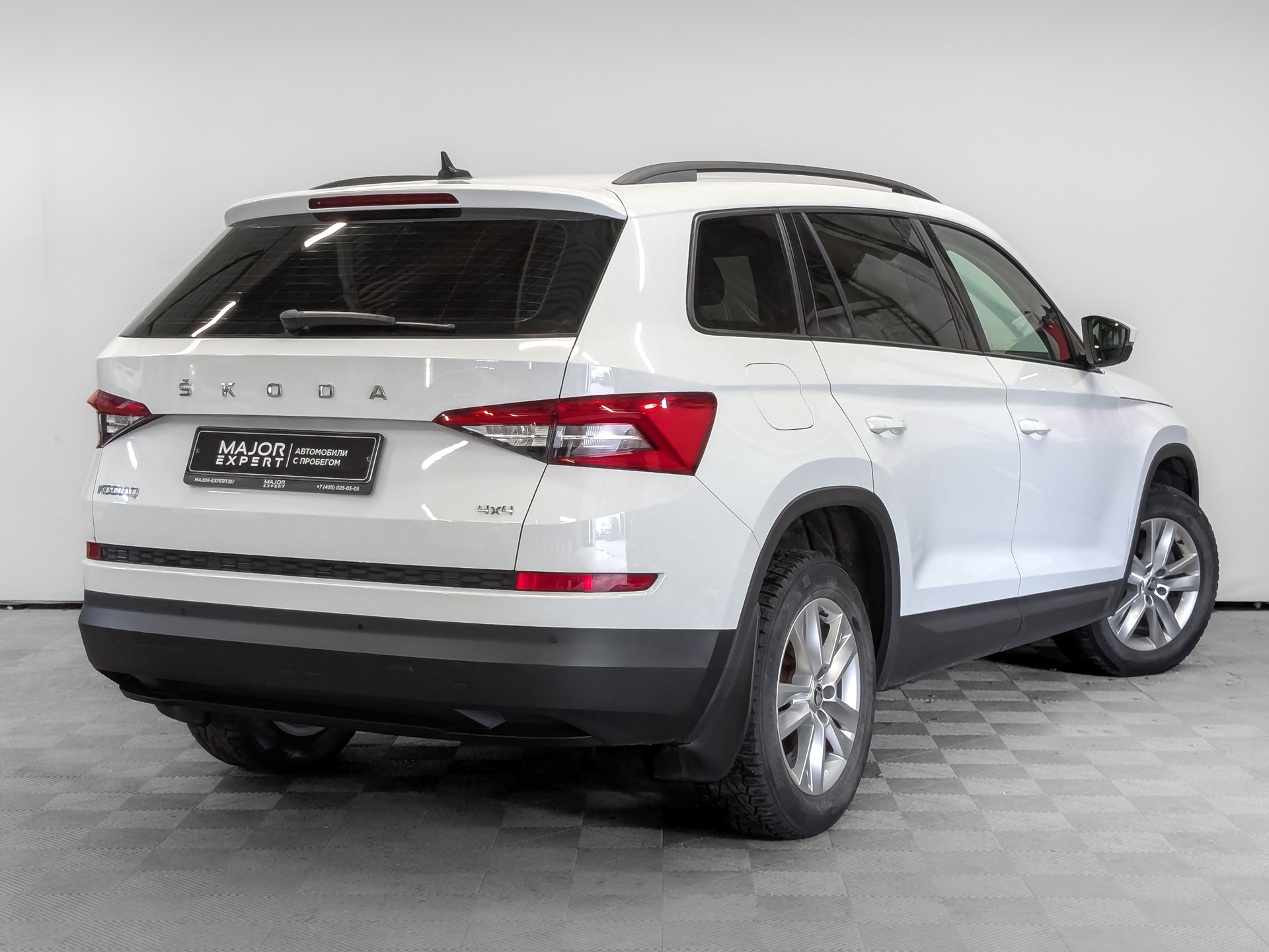 SKODA Kodiaq 1.40 (150 л.с), автомат, 2021, пробег 119 382 км