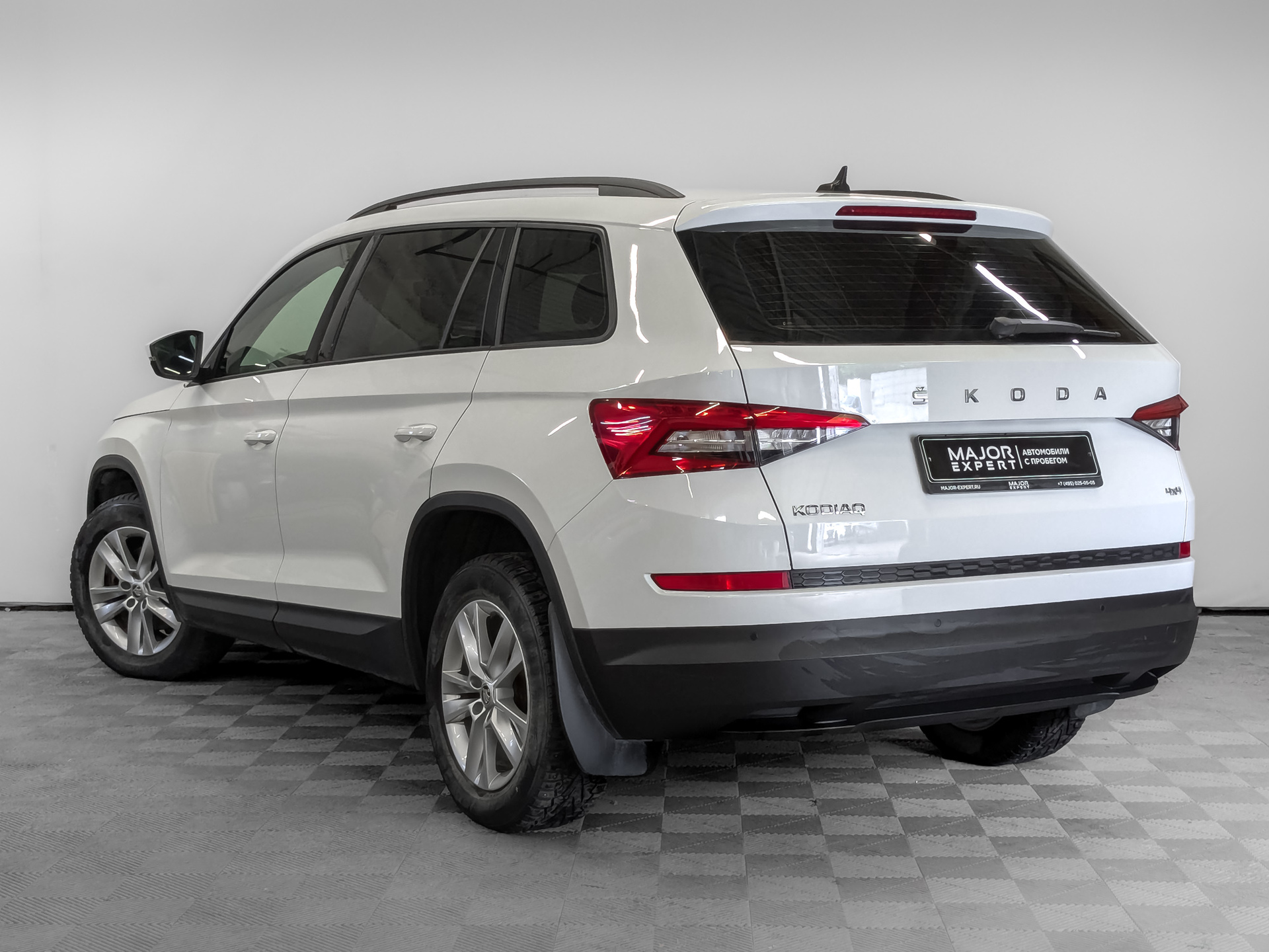SKODA Kodiaq 1.40 (150 л.с), автомат, 2021, пробег 119 382 км