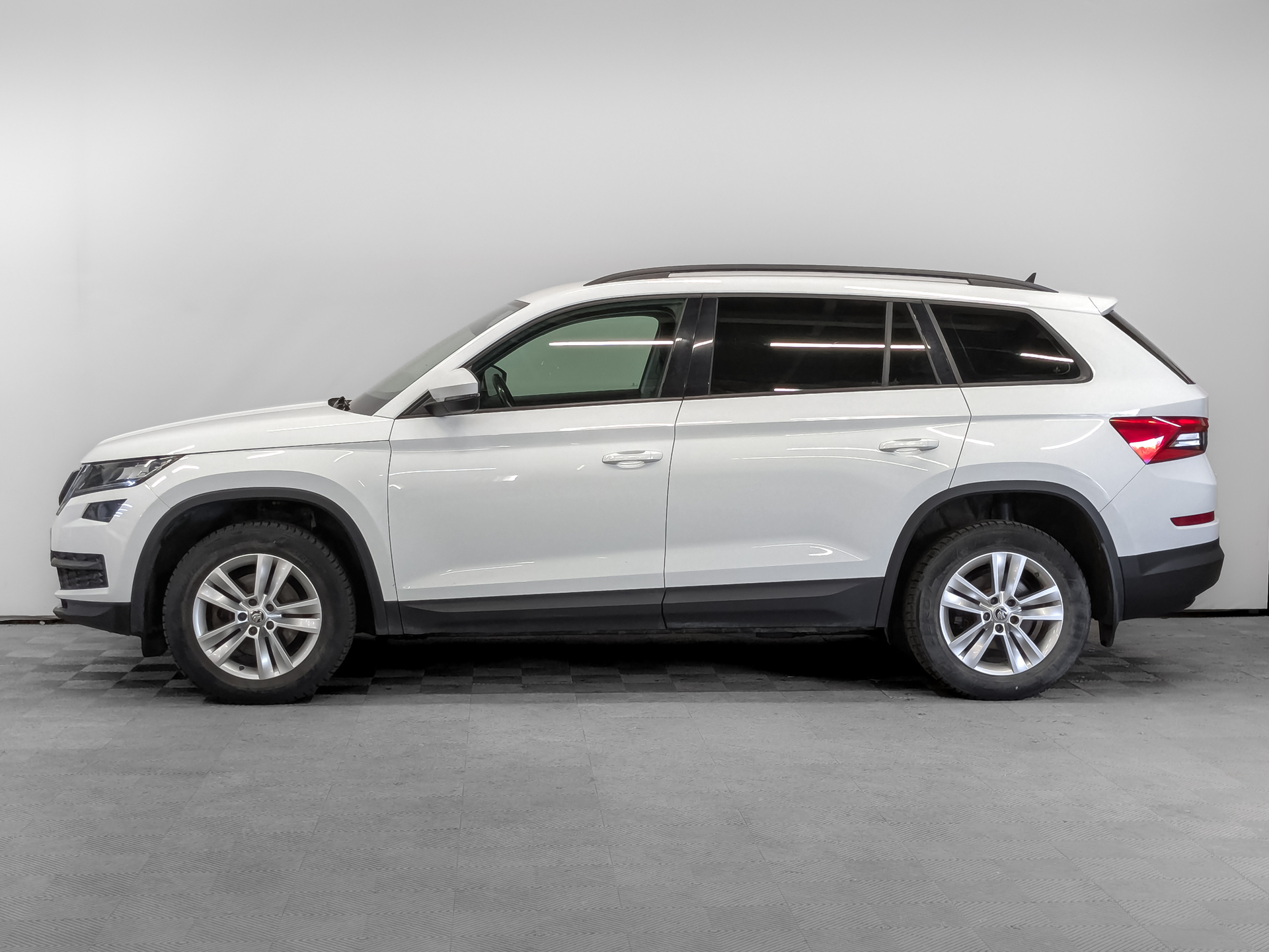 SKODA Kodiaq 1.40 (150 л.с), автомат, 2021, пробег 119 382 км