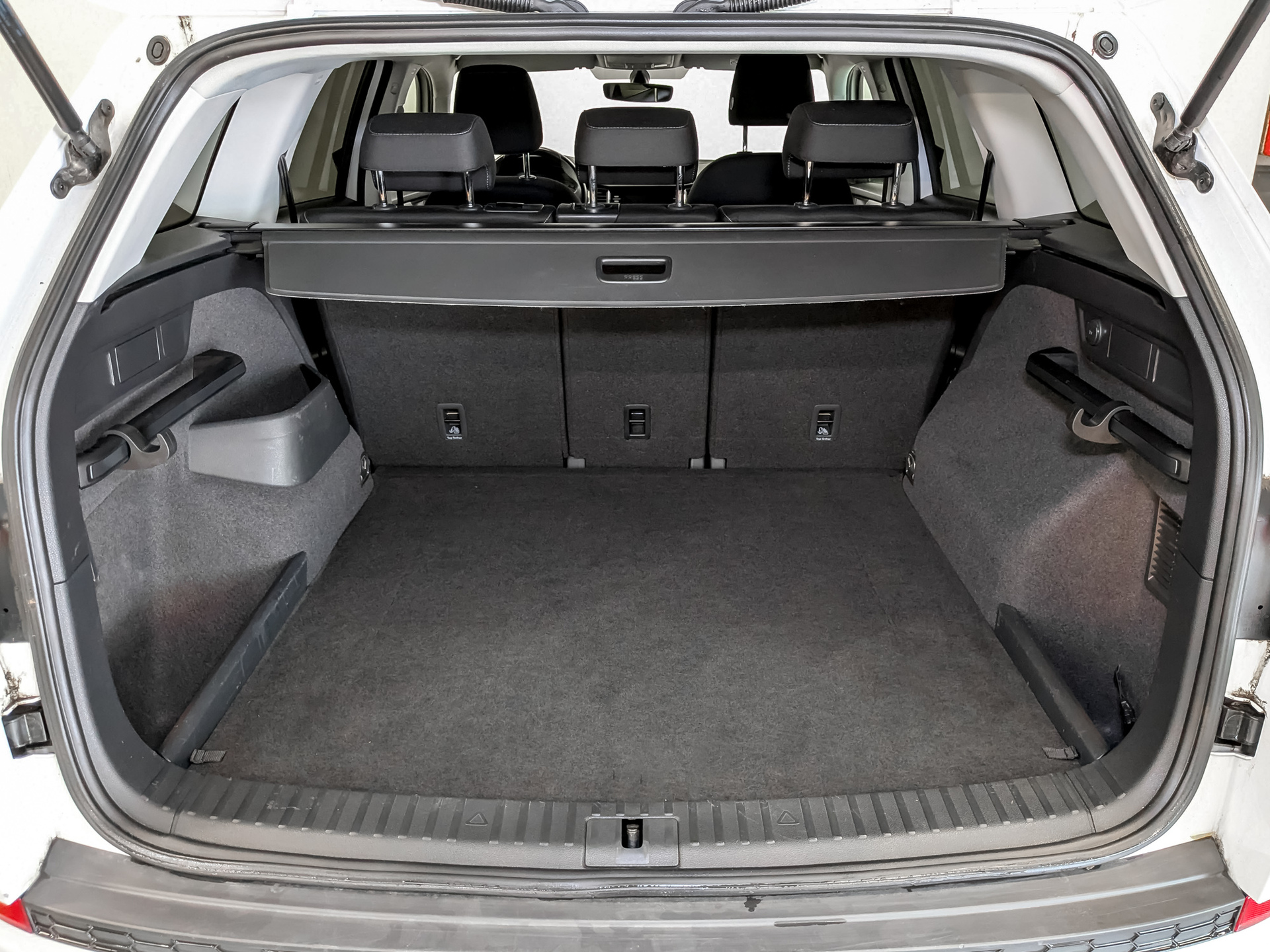 SKODA Kodiaq 1.40 (150 л.с), автомат, 2021, пробег 119 382 км