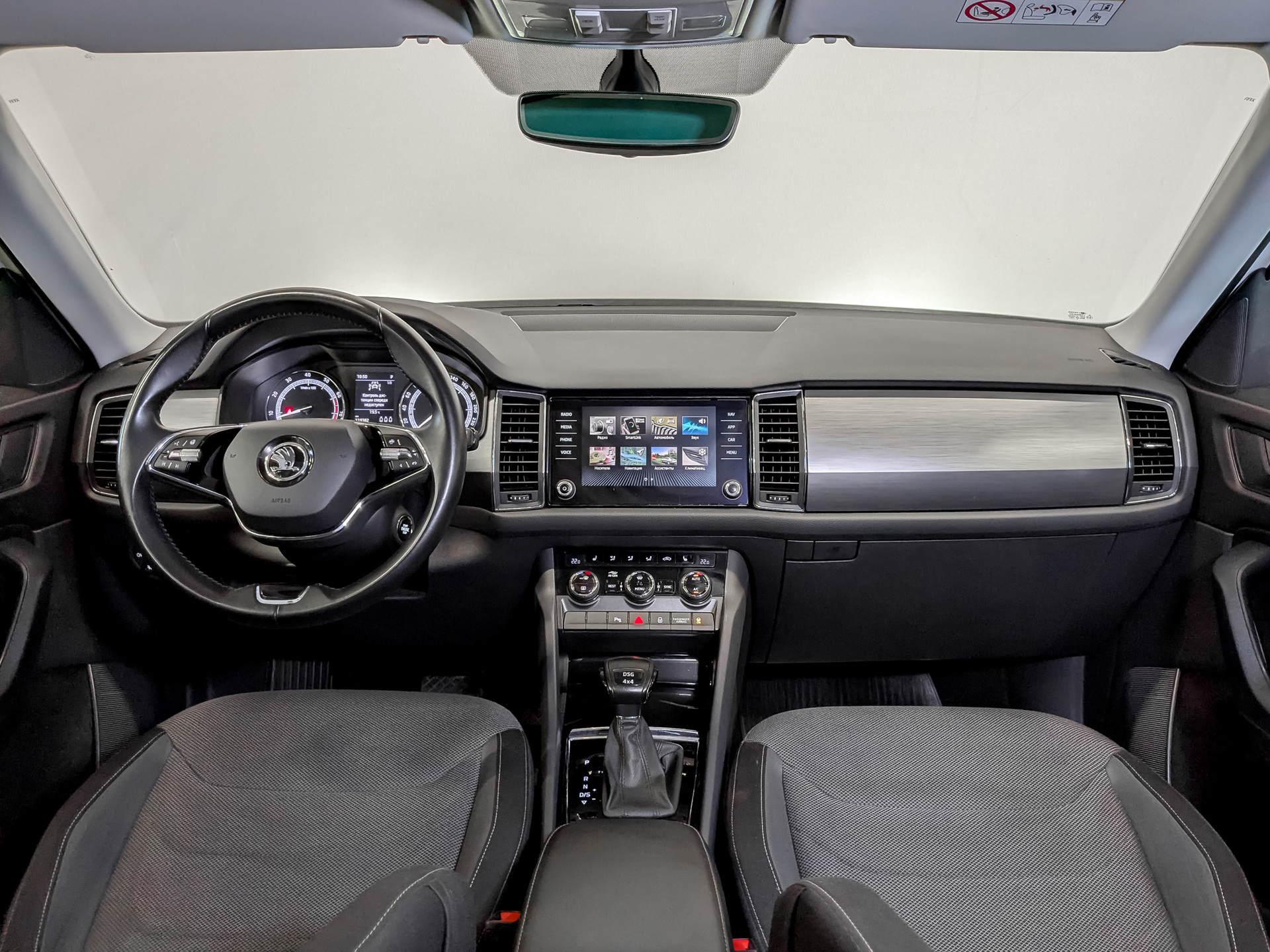 SKODA Kodiaq 1.40 (150 л.с), автомат, 2021, пробег 119 382 км