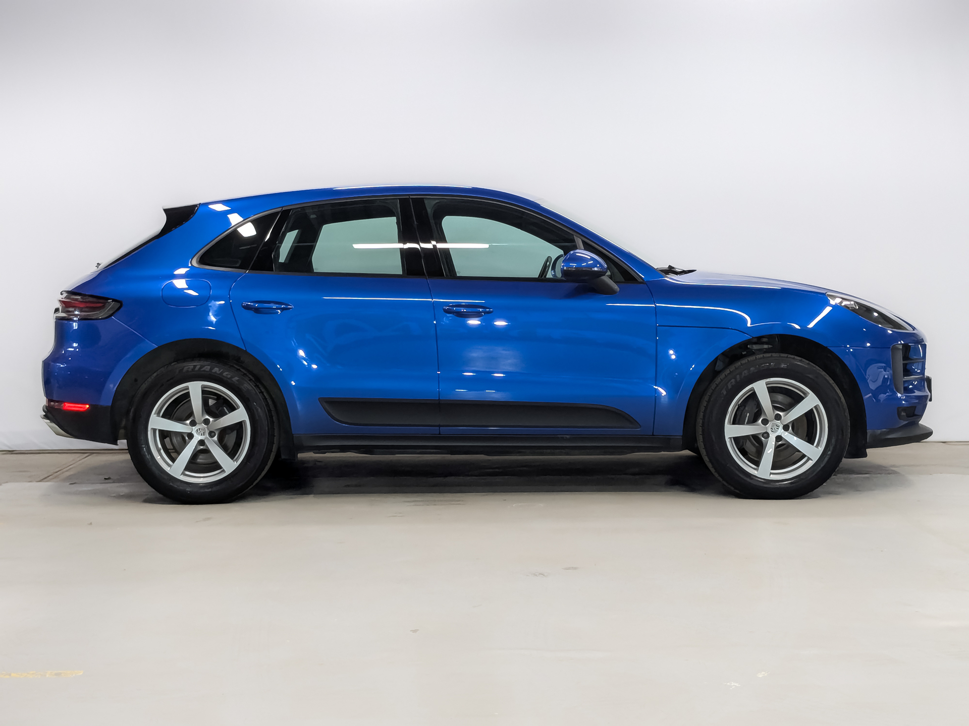 PORSCHE Macan 2.00 (252 л.с), автомат, 2021, пробег 120 194 км