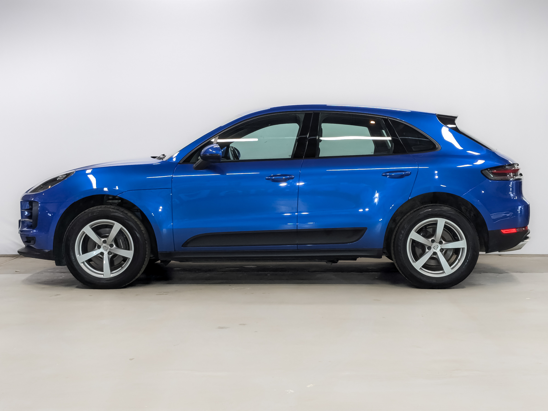 PORSCHE Macan 2.00 (252 л.с), автомат, 2021, пробег 120 194 км