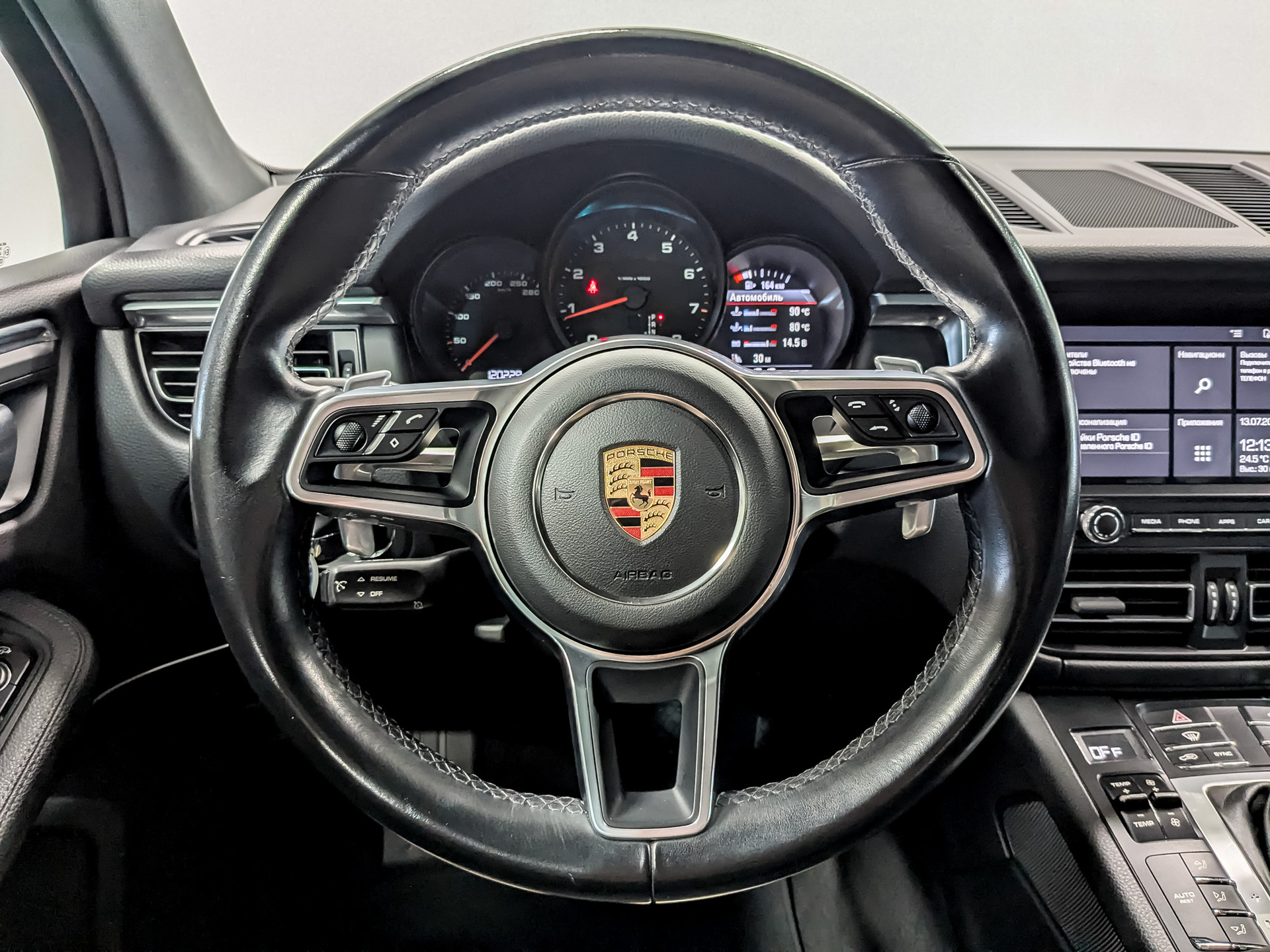PORSCHE Macan 2.00 (252 л.с), автомат, 2021, пробег 120 194 км