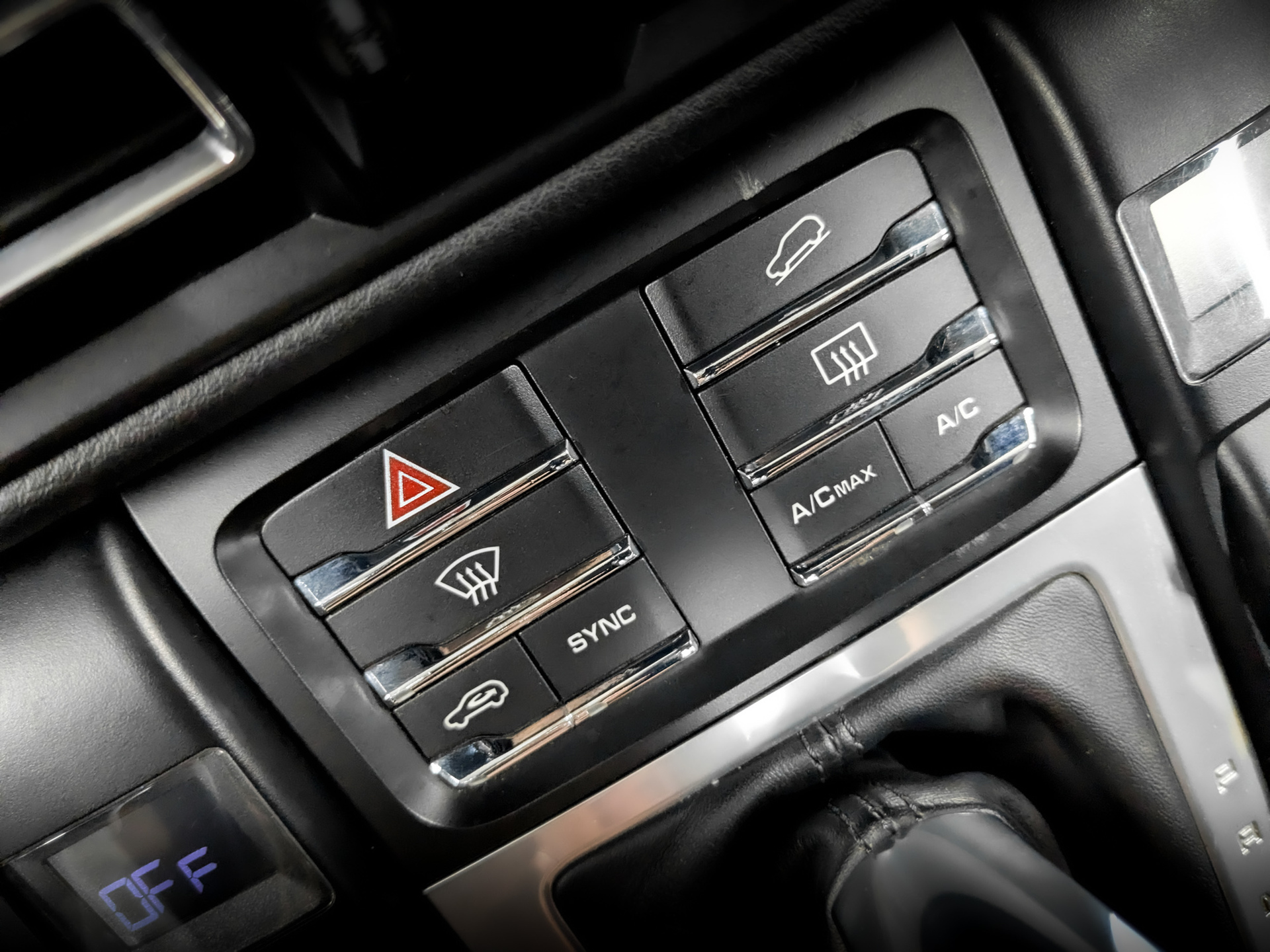 PORSCHE Macan 2.00 (252 л.с), автомат, 2021, пробег 120 194 км