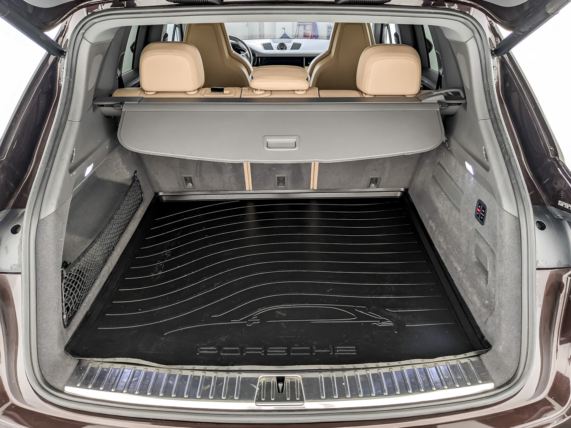 PORSCHE Cayenne 3.00 (340 л.с), автомат, 2020, пробег 107 289 км