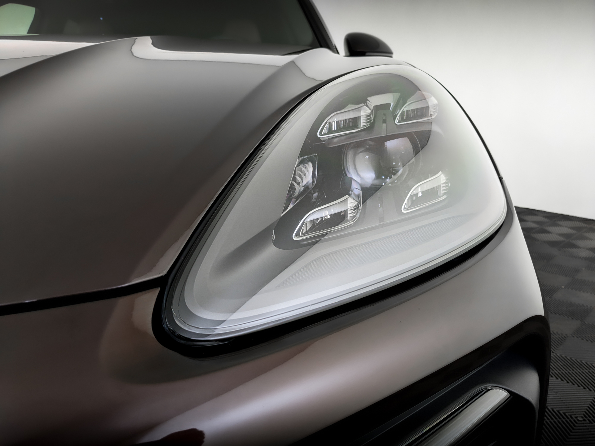 PORSCHE Cayenne 3.00 (340 л.с), автомат, 2020, пробег 107 289 км
