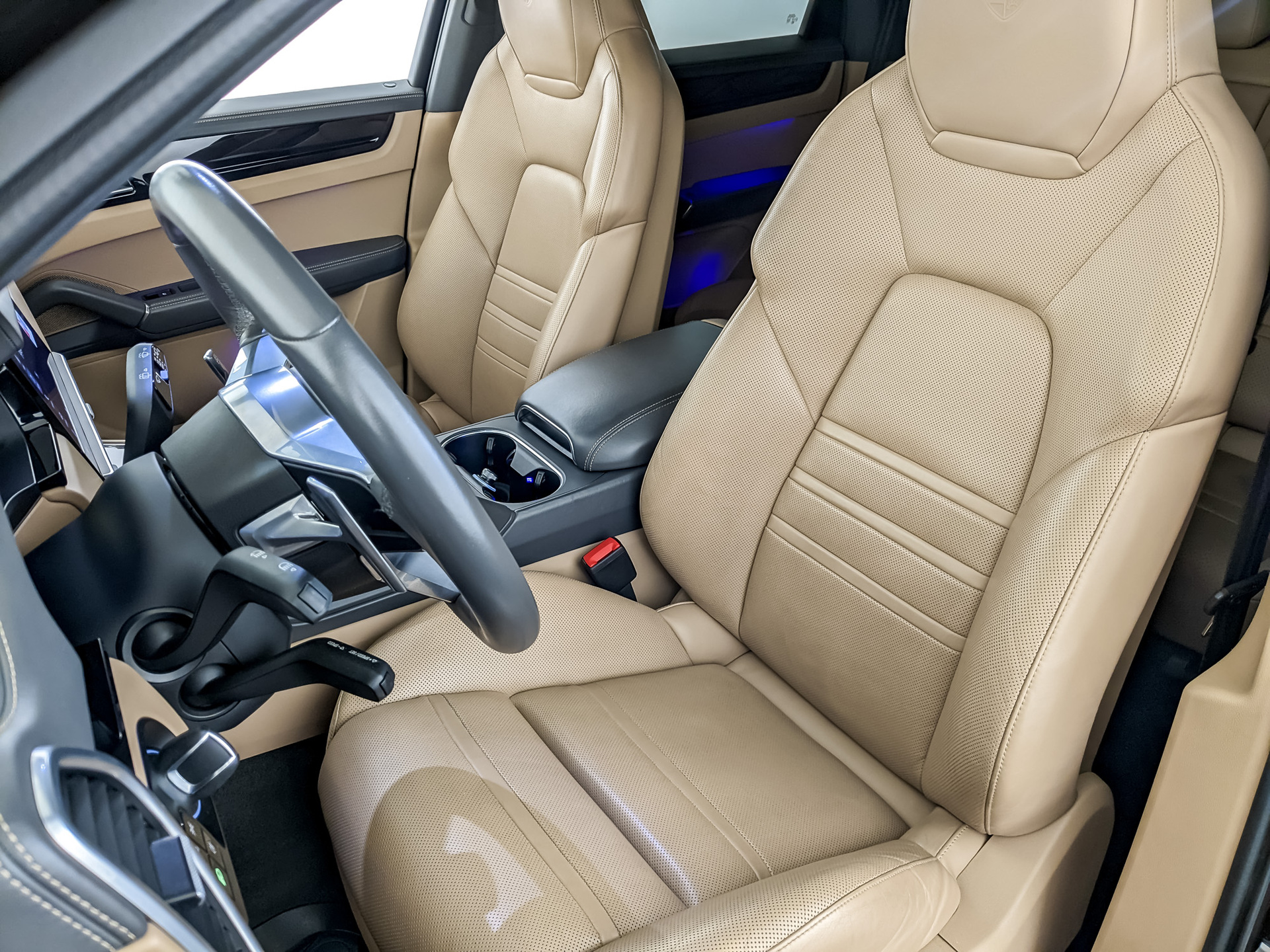 PORSCHE Cayenne 3.00 (340 л.с), автомат, 2020, пробег 107 289 км