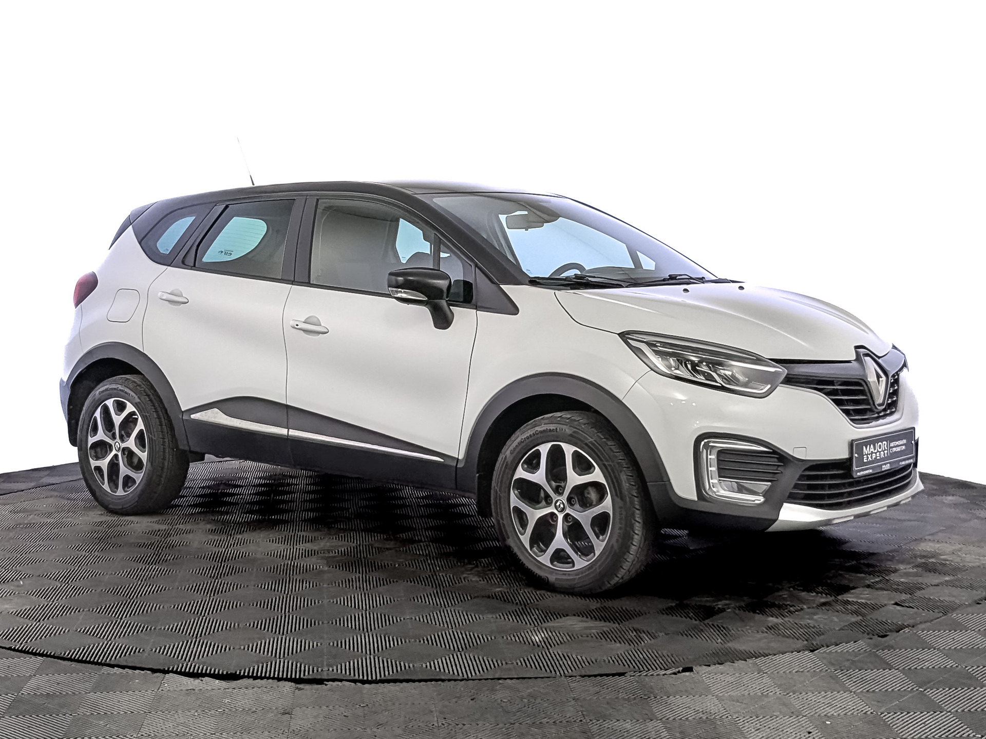 RENAULT Kaptur 2.00 (143 л.с), автомат, 2019, пробег 109 848 км