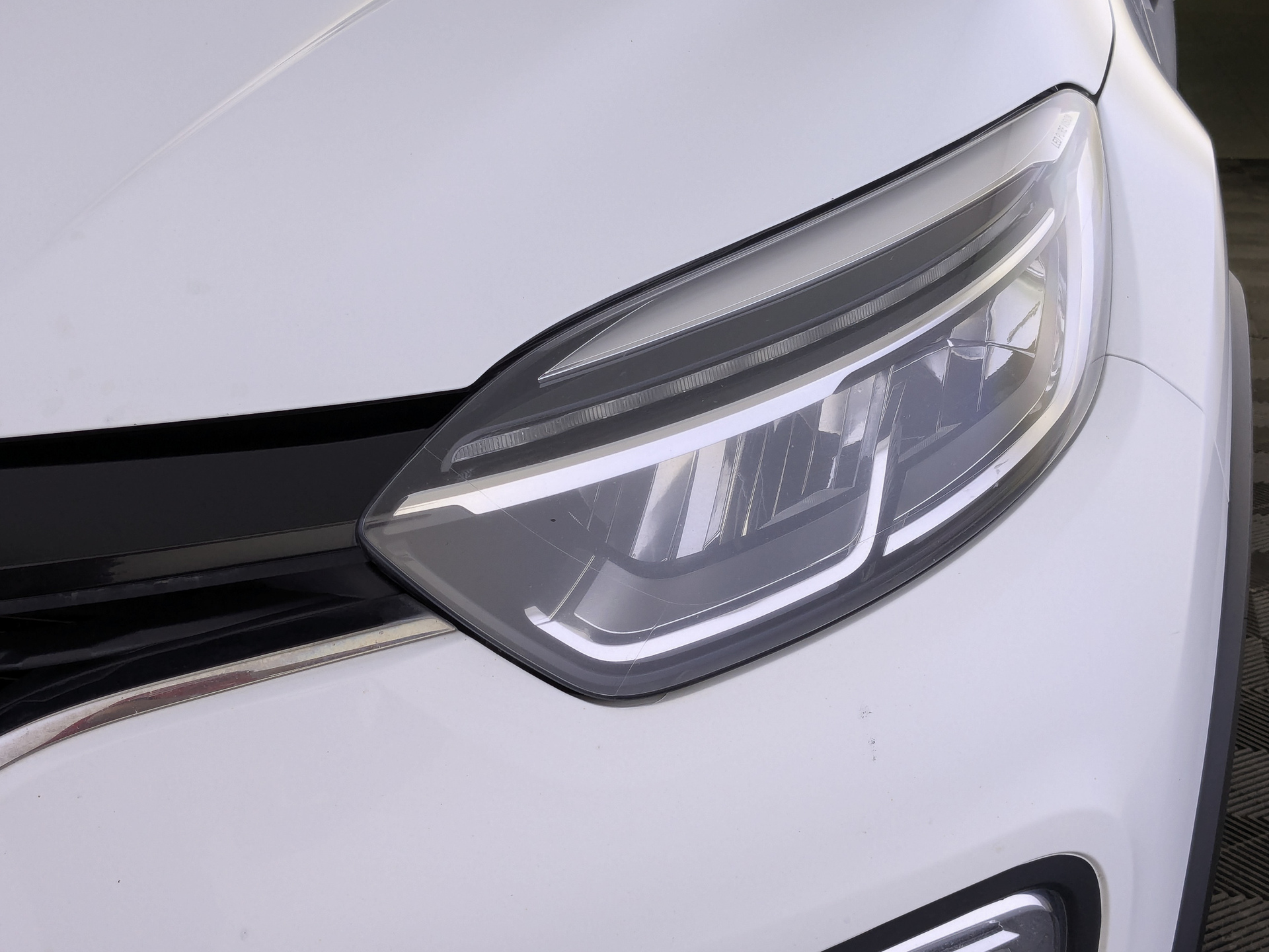 RENAULT Kaptur 2.00 (143 л.с), автомат, 2019, пробег 109 848 км