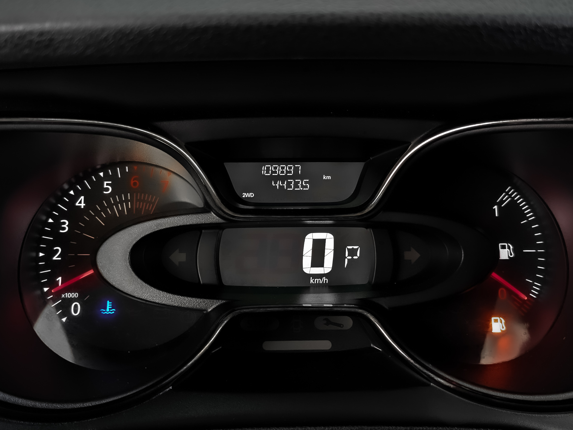 RENAULT Kaptur 2.00 (143 л.с), автомат, 2019, пробег 109 848 км