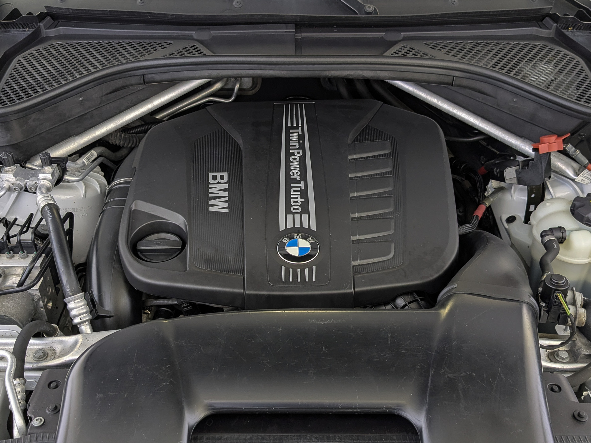 BMW X6 3.00 (313 л.с), автомат, 2019, пробег 145 841 км