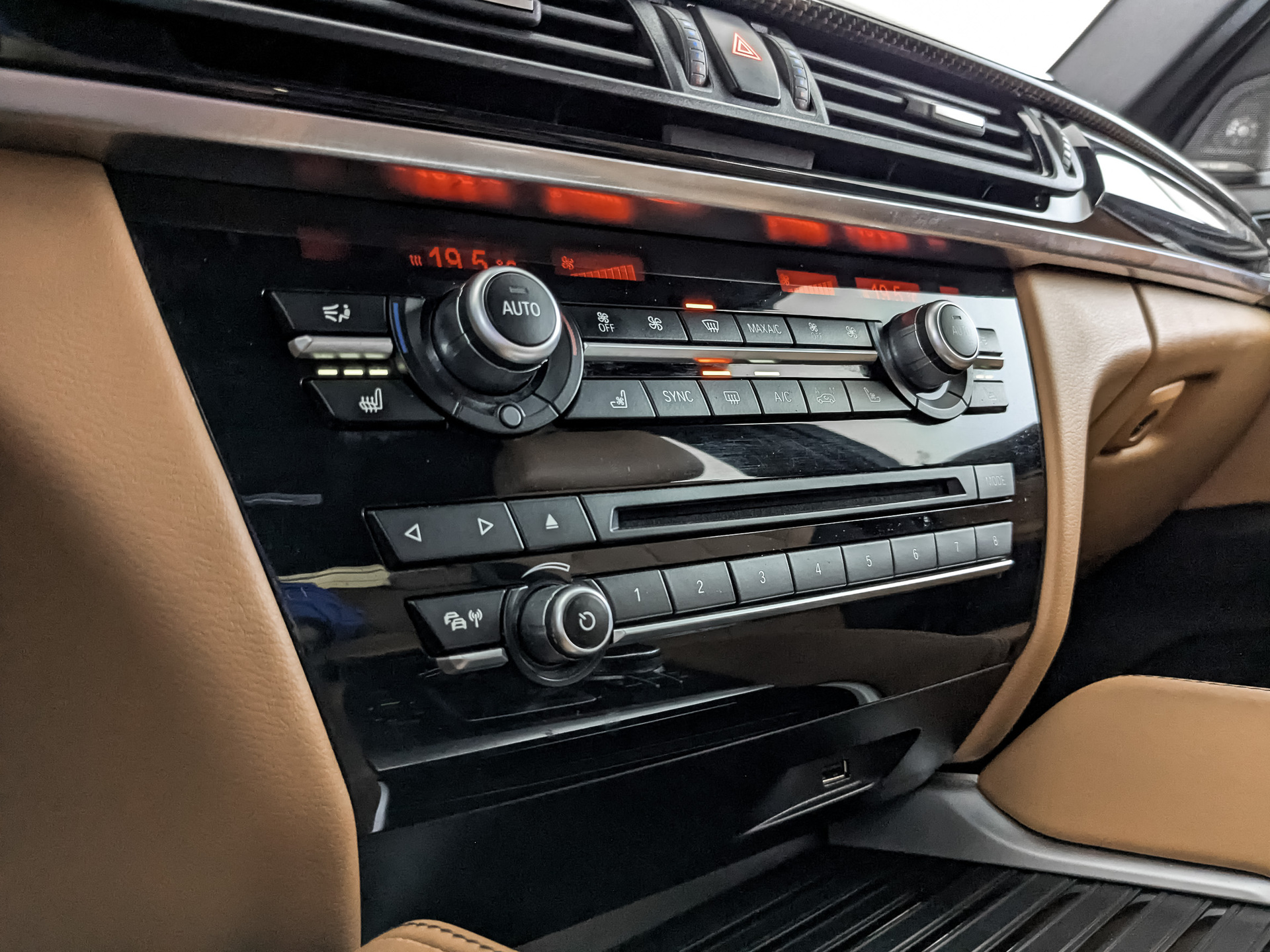 BMW X6 3.00 (313 л.с), автомат, 2019, пробег 145 841 км