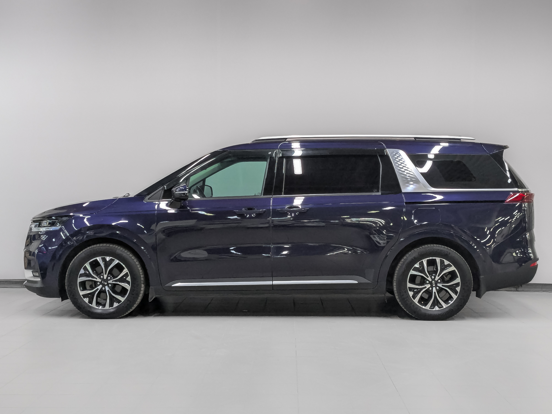 KIA Carnival 2.20 (199 л.с), автомат, 2021, пробег 138 849 км