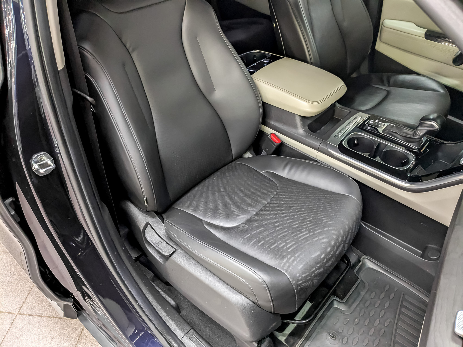 KIA Carnival 2.20 (199 л.с), автомат, 2021, пробег 138 849 км