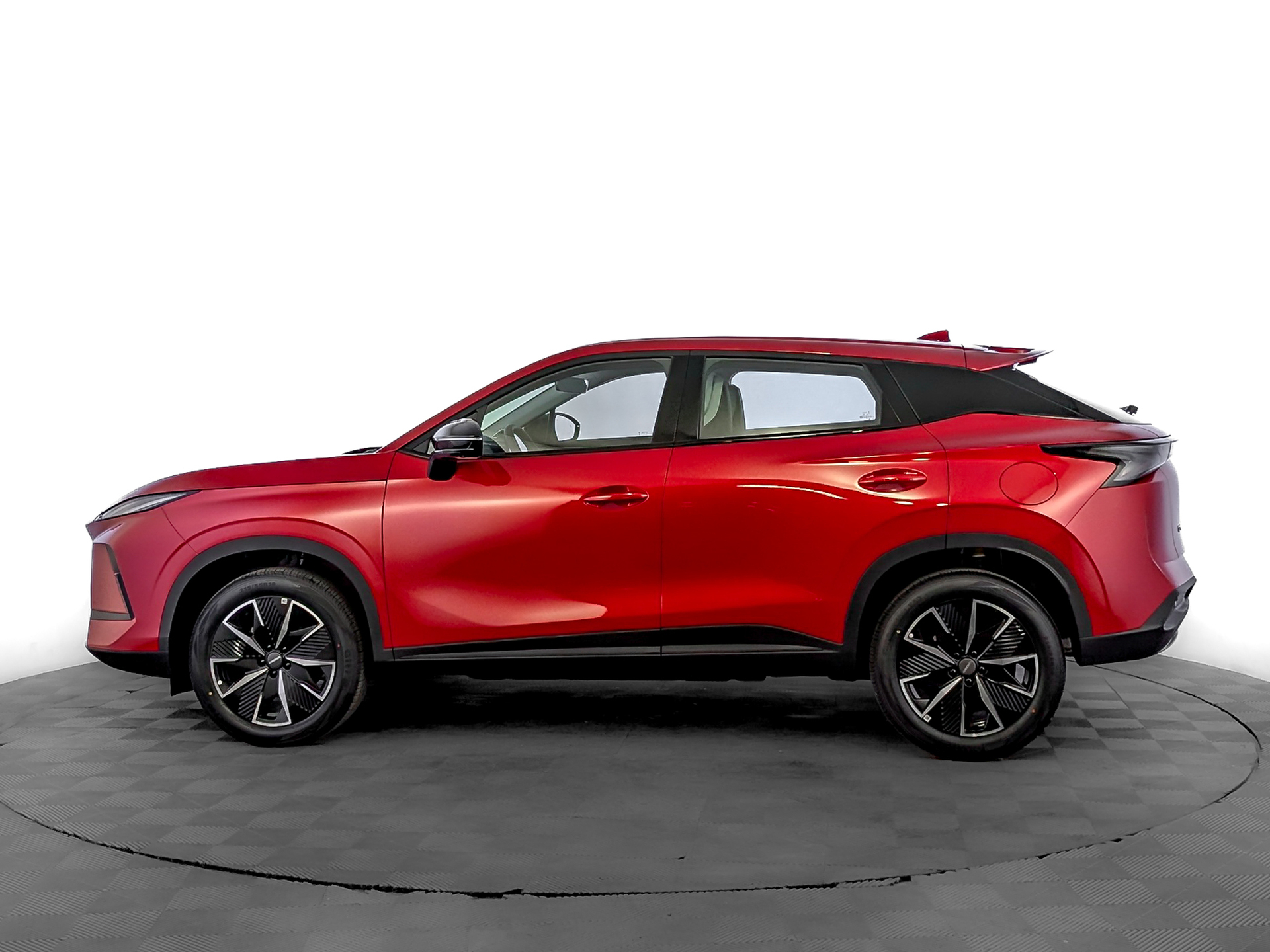 Фото Omoda C5 Стиль NG 1.5T/147 6RT 2WD