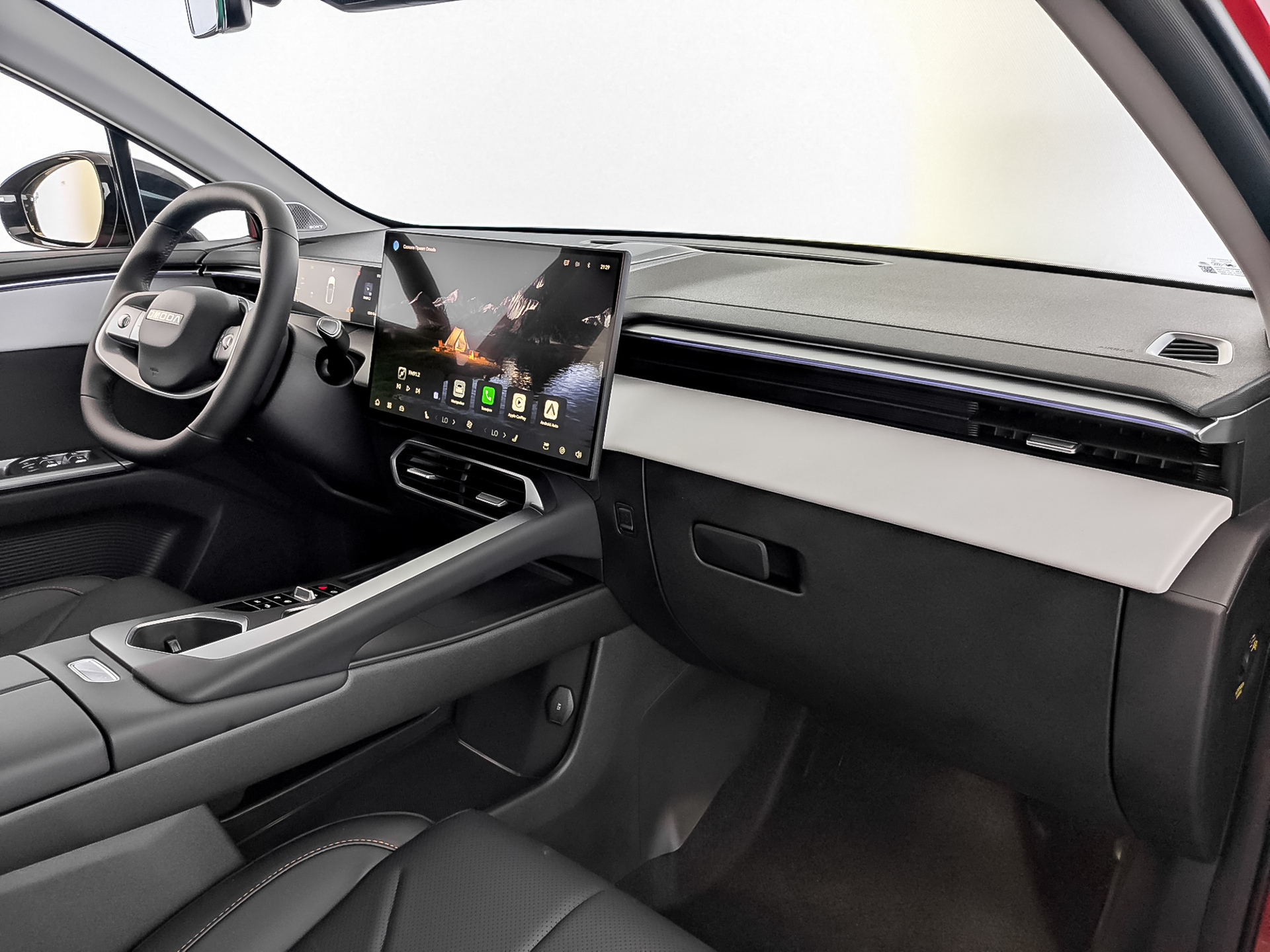 Фото Omoda C5 Стиль NG 1.5T/147 6RT 2WD