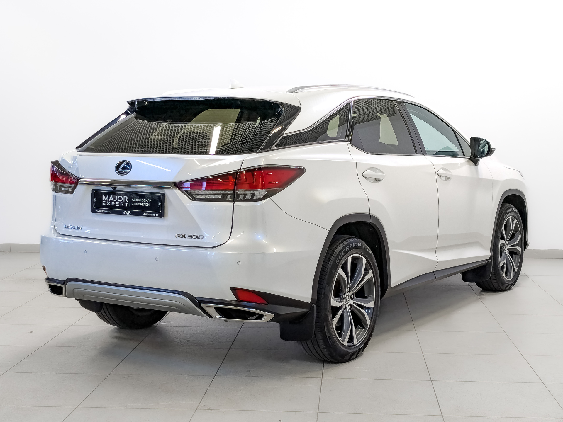 LEXUS RX 2.00 (238 л.с), автомат, 2021, пробег 105 234 км