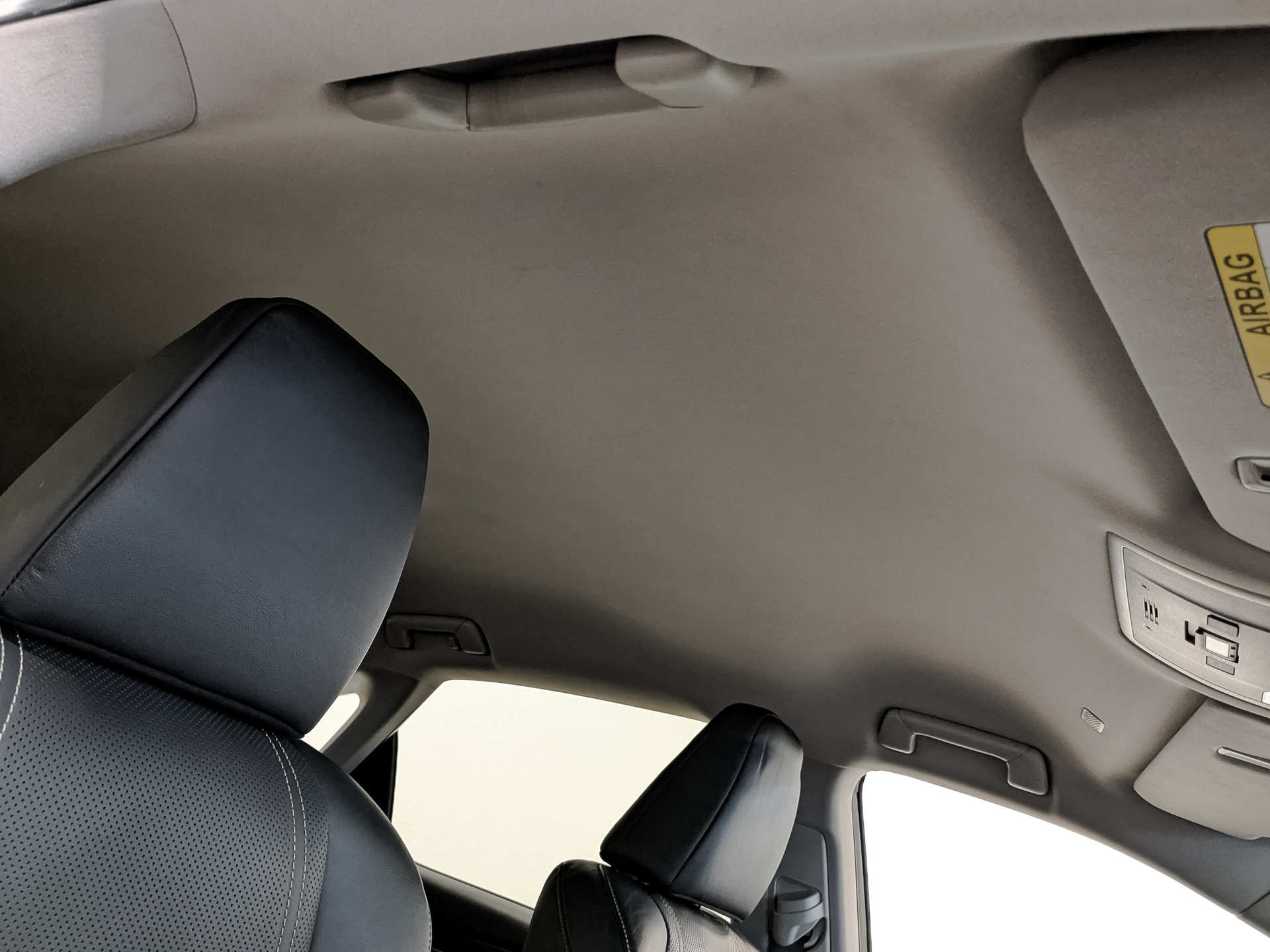 LEXUS RX 2.00 (238 л.с), автомат, 2021, пробег 105 234 км