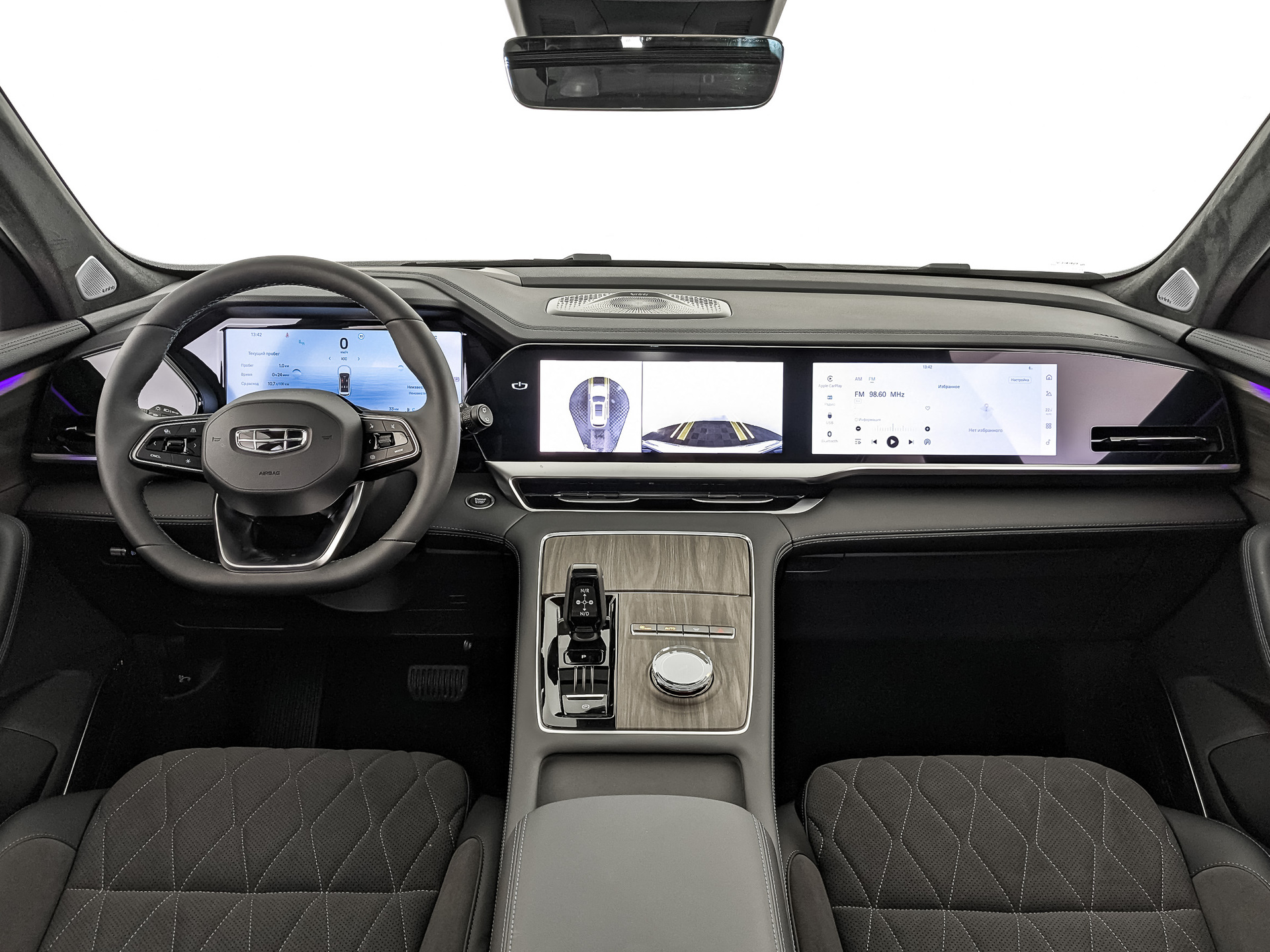 Фото Monjaro Flagship SE 2.0T/238 8AT 4WD