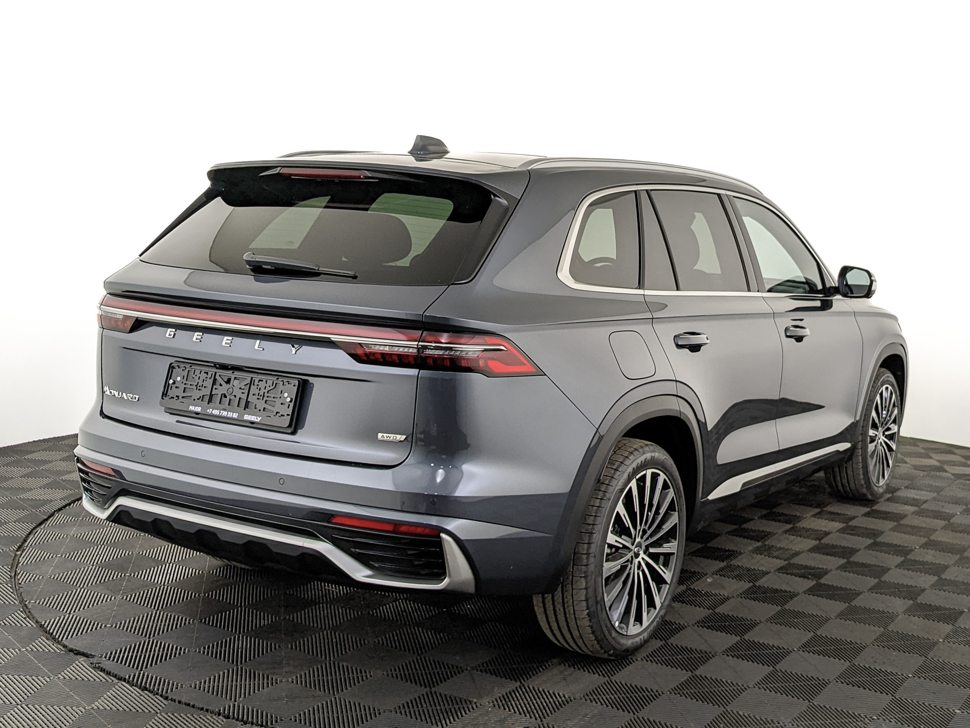 Фото Monjaro Flagship SE 2.0T/238 8AT 4WD