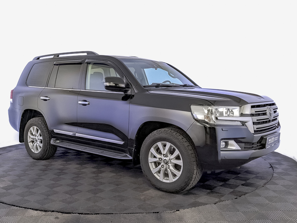 Toyota Land Cruiser 200