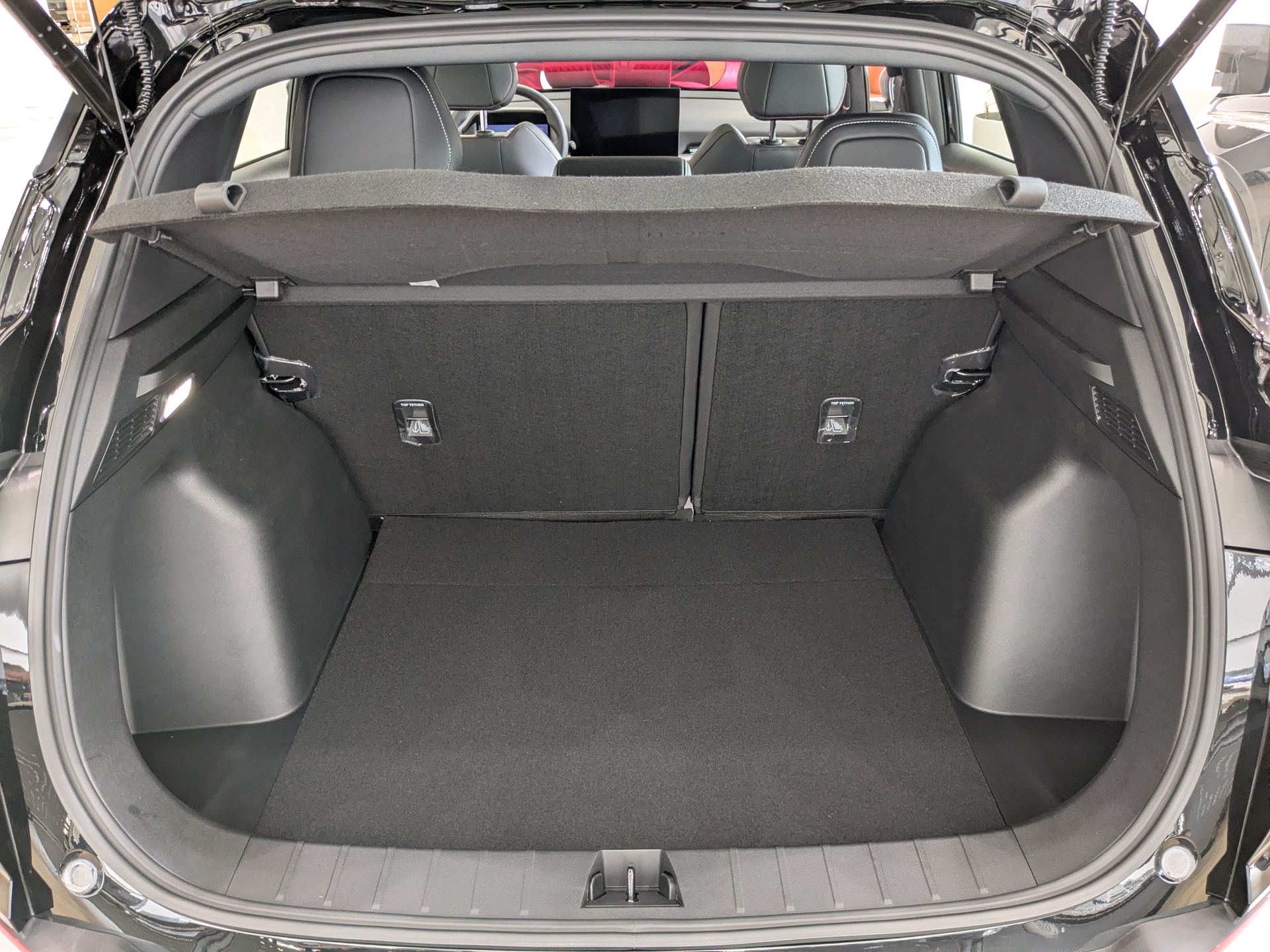 Фото Belgee X50+ Onyx 1.5T/147 7RT