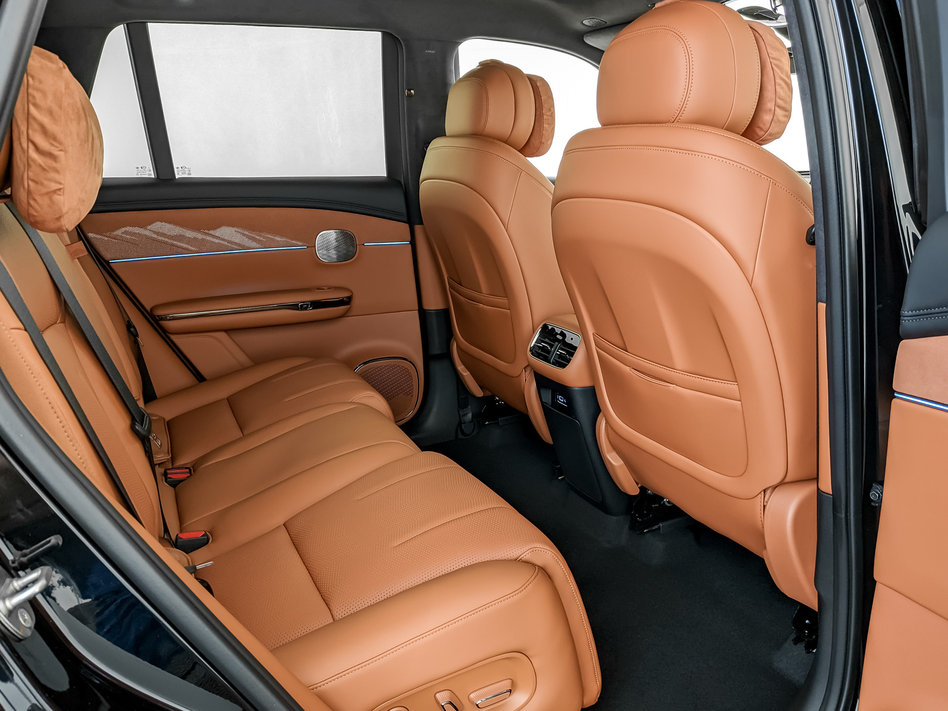 Фото GAC S7 SX Premium 1.5ELH/122 36.3кВт 4WD