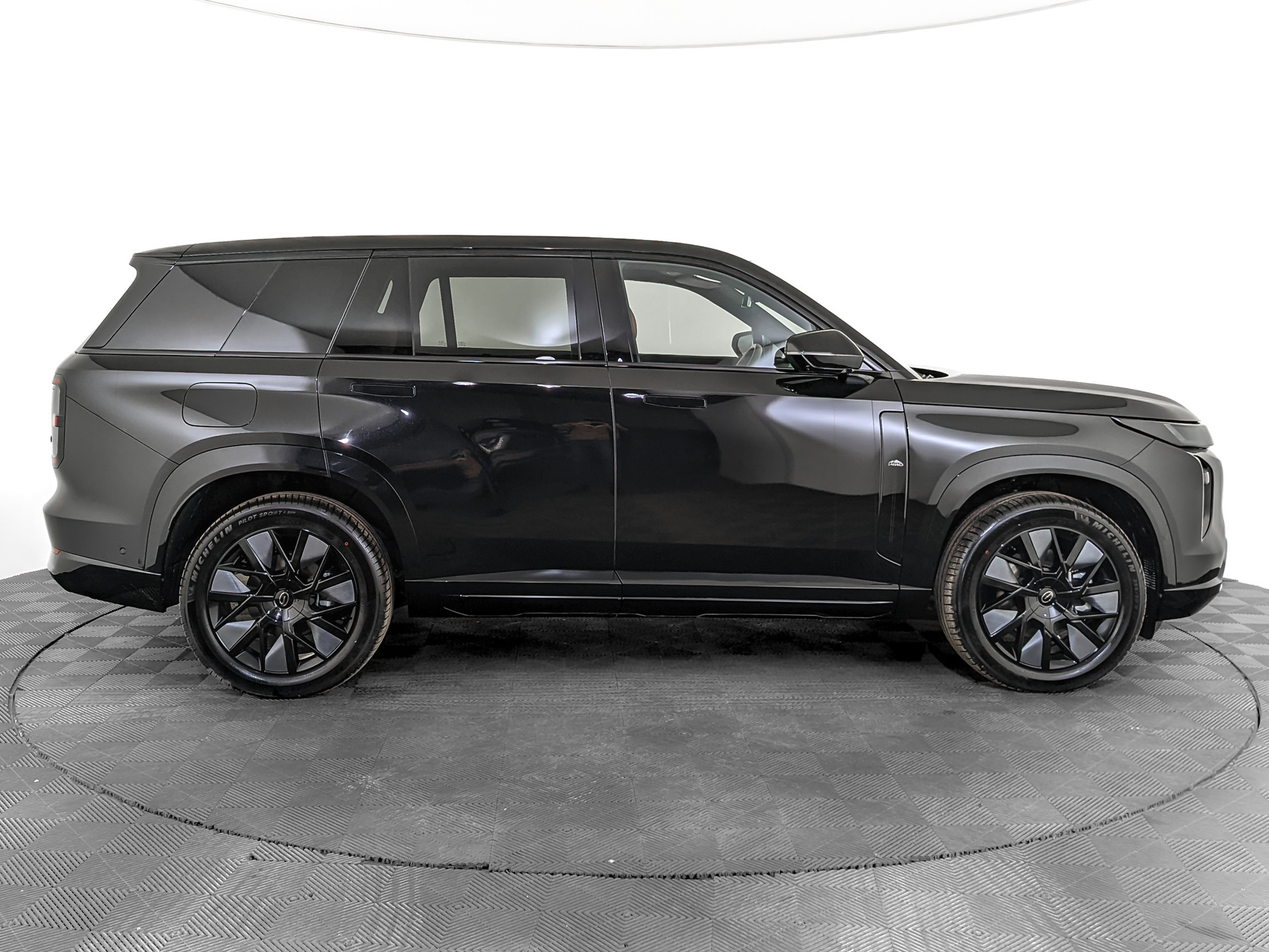 Фото GAC S7 SX Premium 1.5ELH/122 36.3кВт 4WD