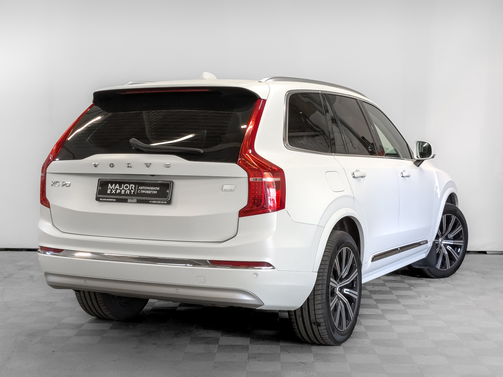 VOLVO XC90 2.00 (358 л.с), автомат, 2021, пробег 96 968 км