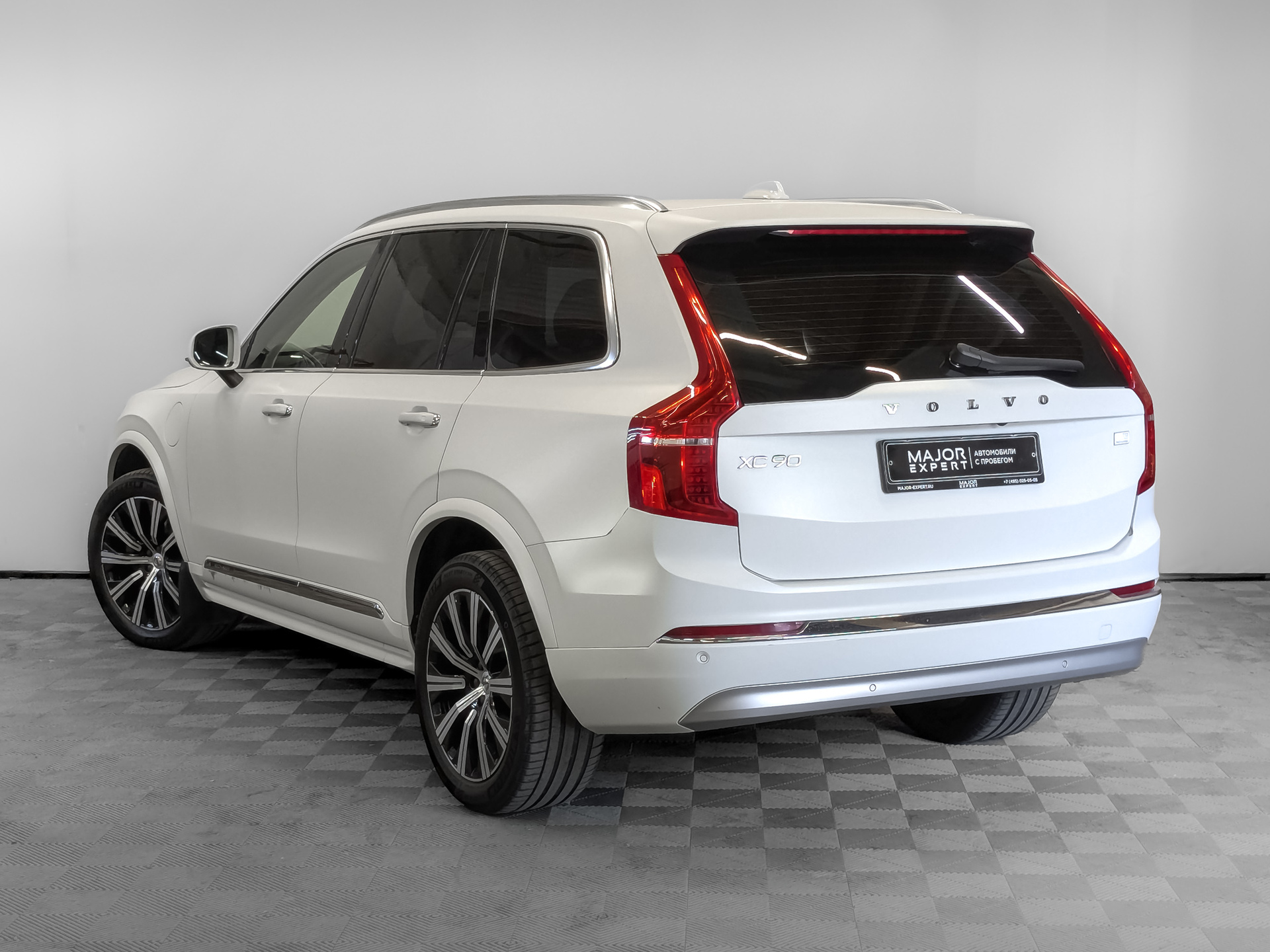 VOLVO XC90 2.00 (358 л.с), автомат, 2021, пробег 96 968 км