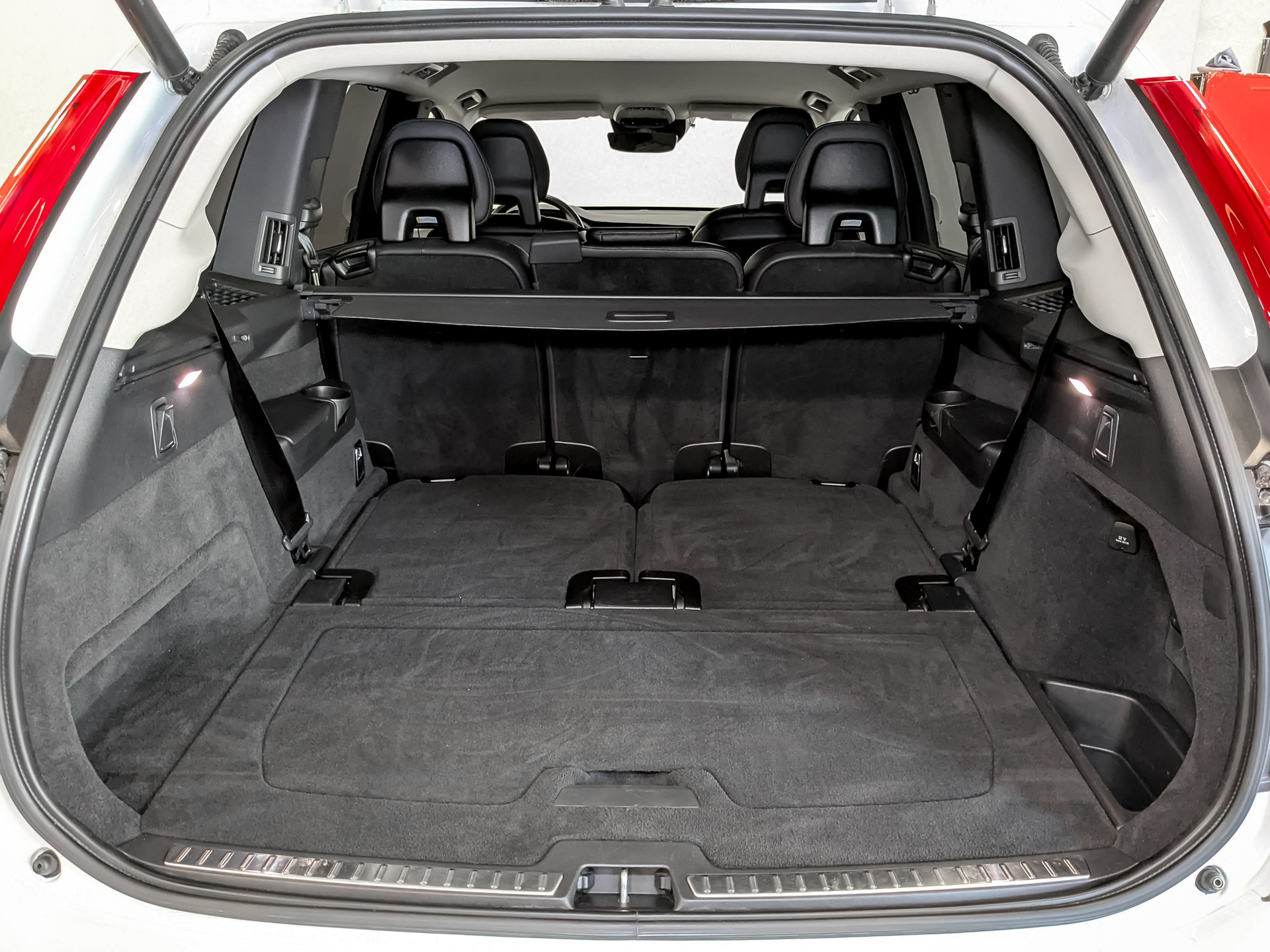 VOLVO XC90 2.00 (358 л.с), автомат, 2021, пробег 96 968 км